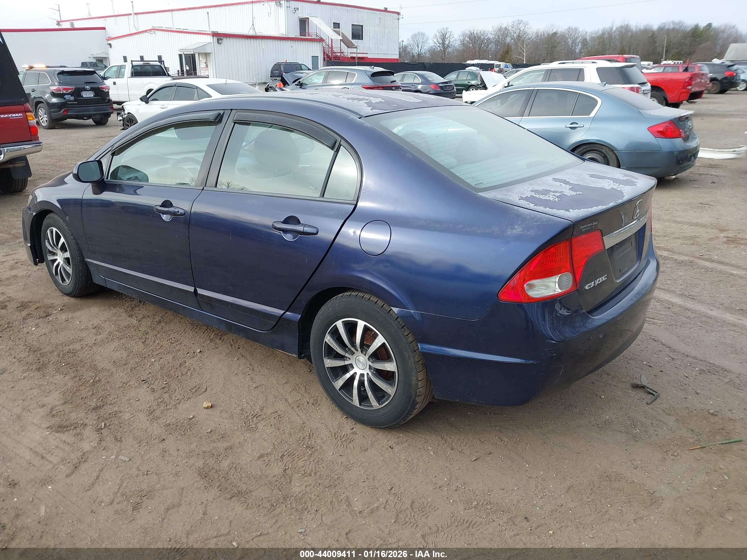 HONDA CIVIC image 3