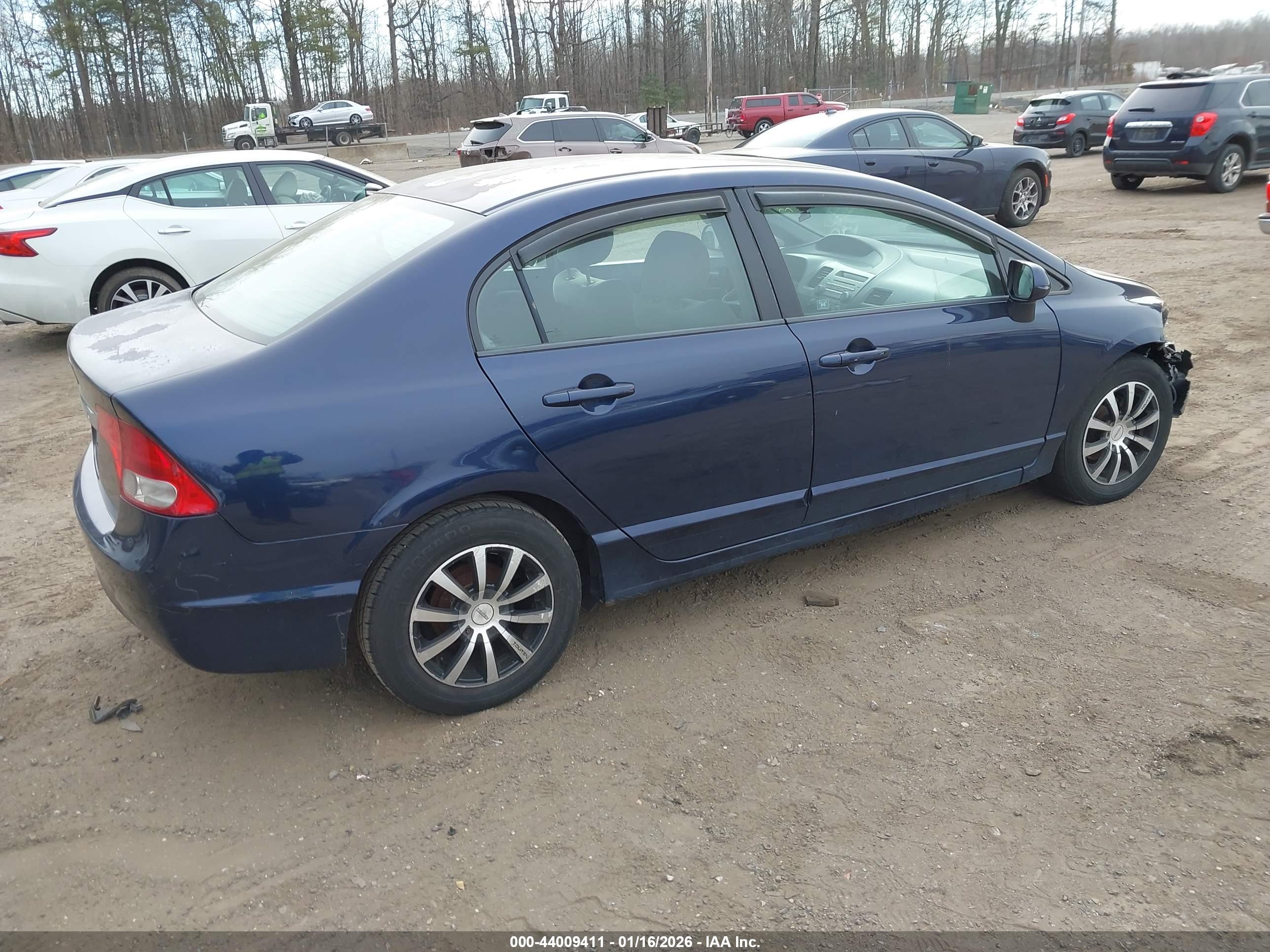 HONDA CIVIC image 4