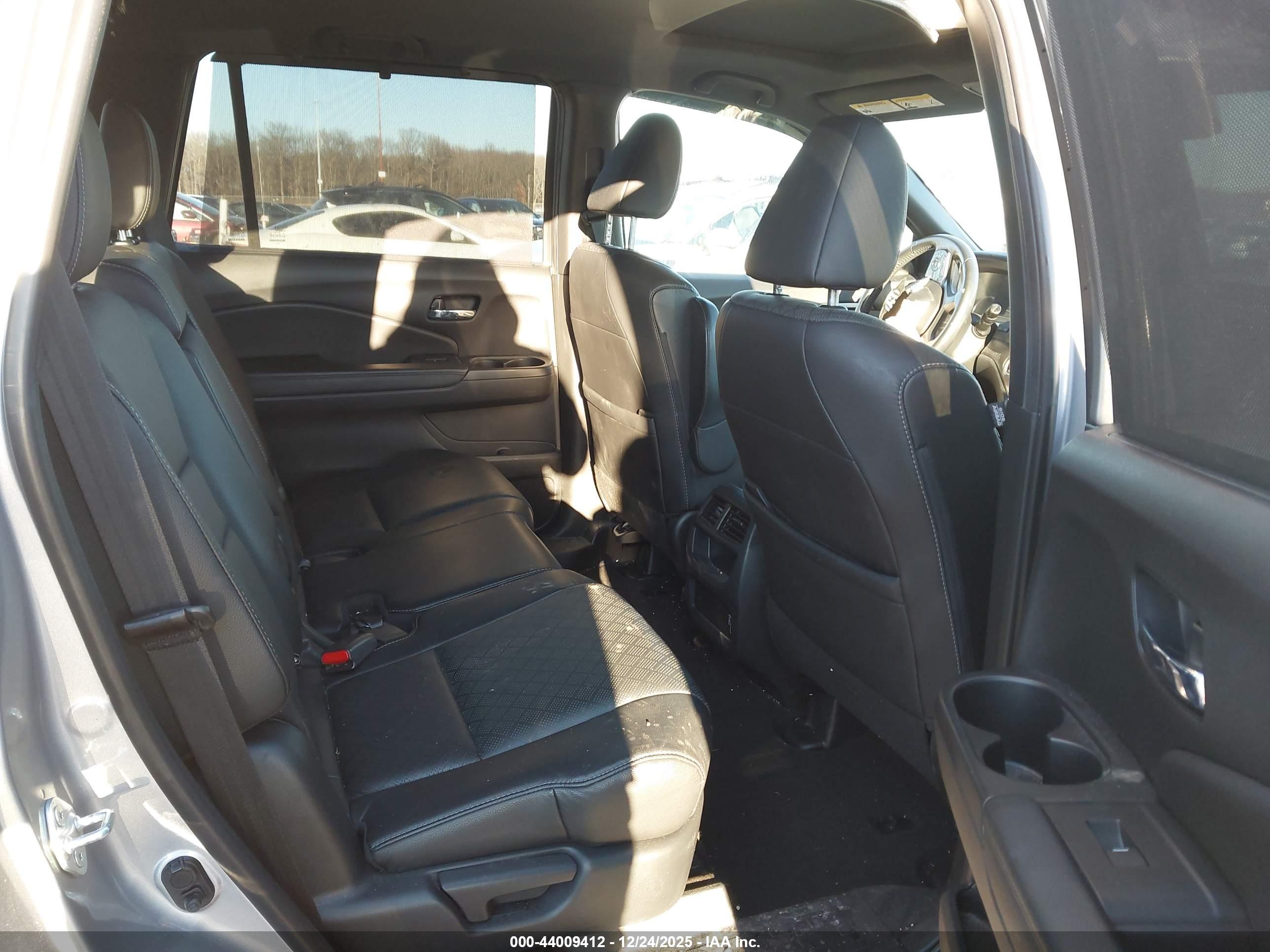 HONDA PASSPORT image 8