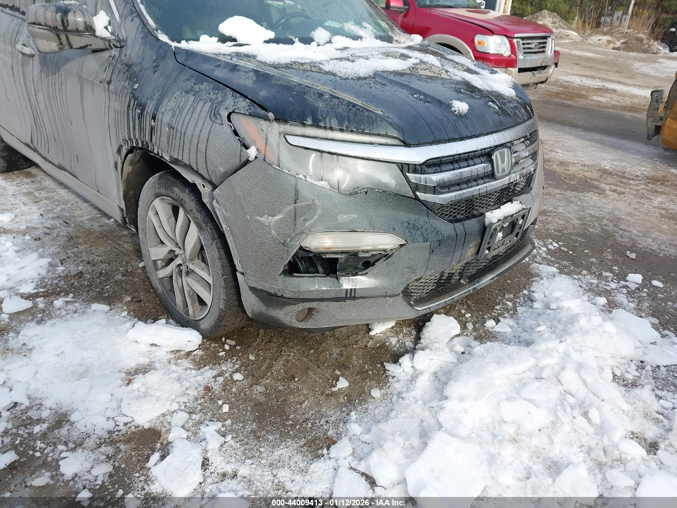 HONDA PILOT image 6