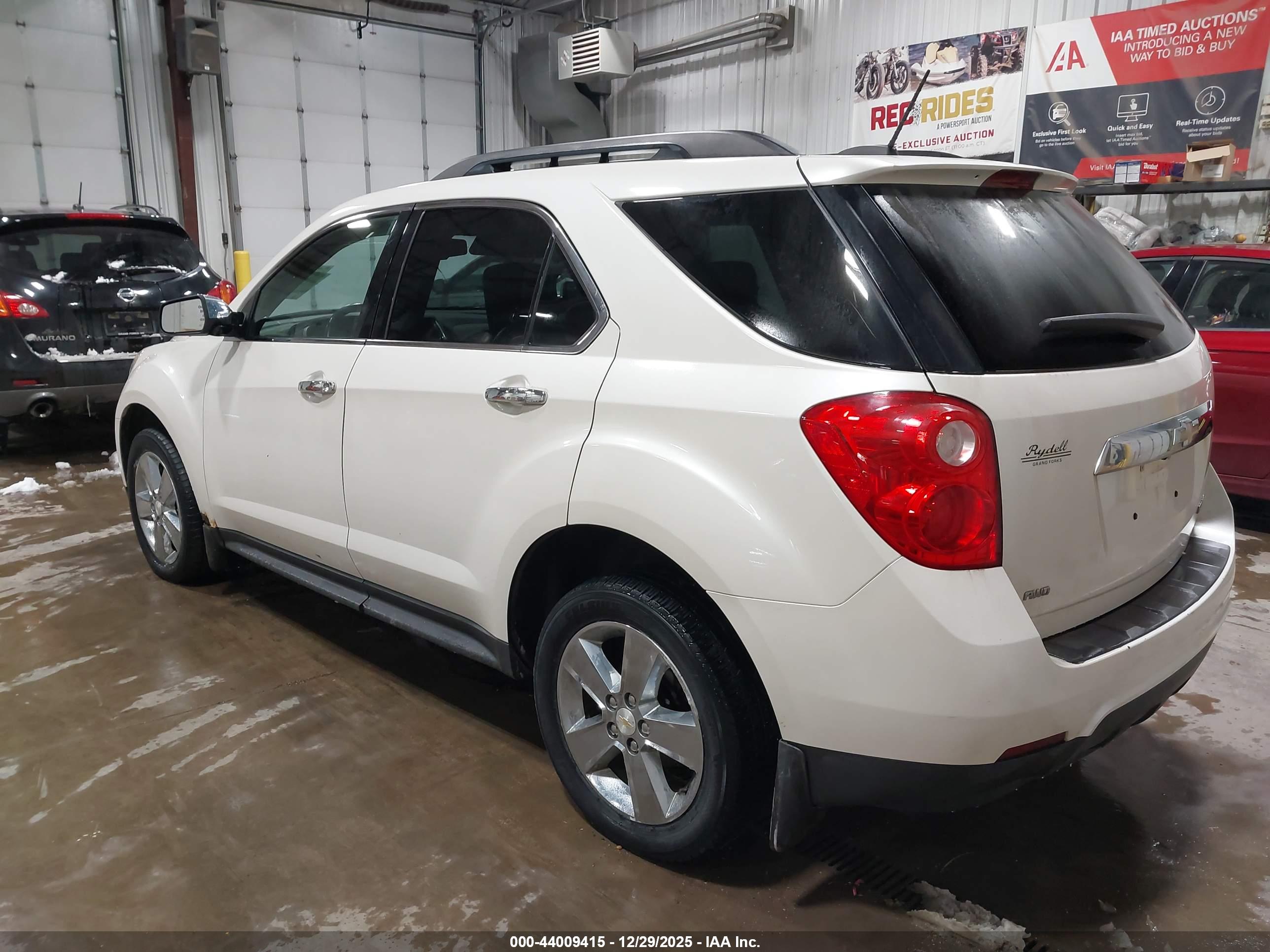 CHEVROLET EQUINOX image 3