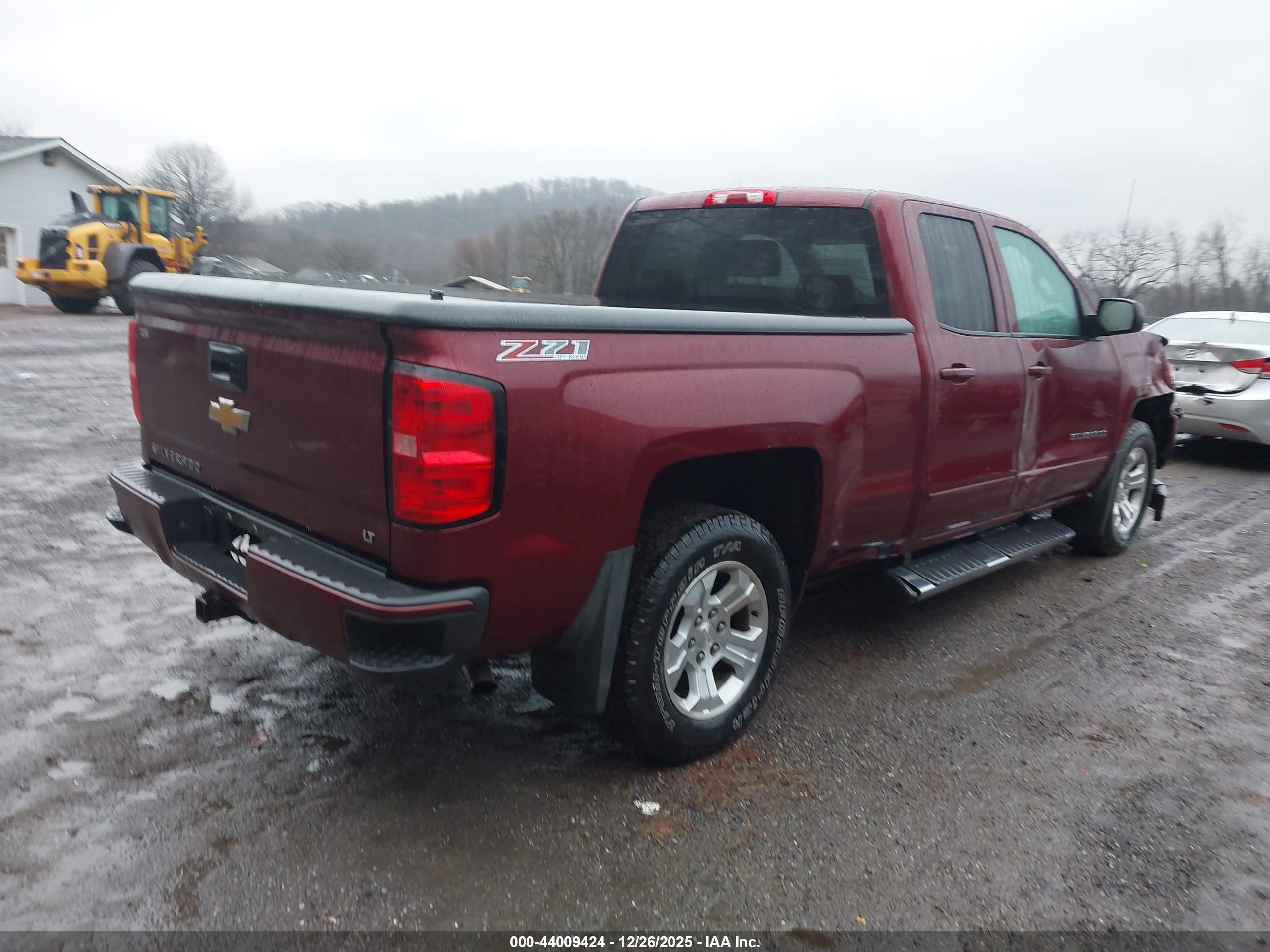 CHEVROLET SILVERADO image 4