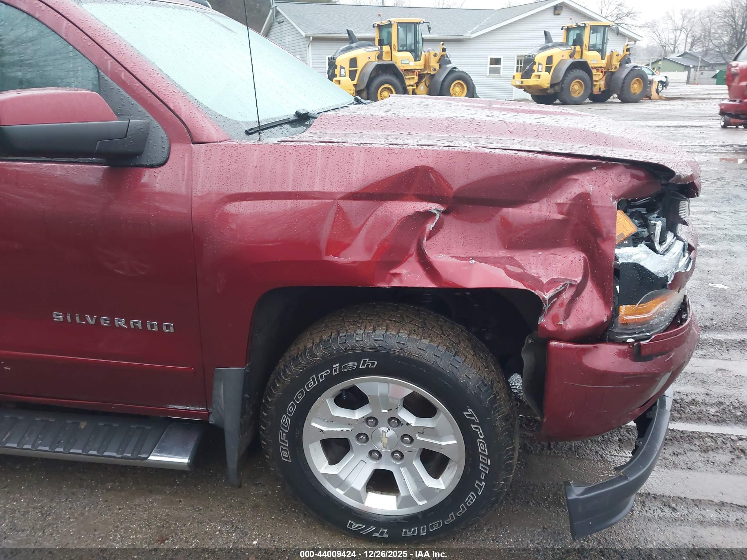 CHEVROLET SILVERADO image 6