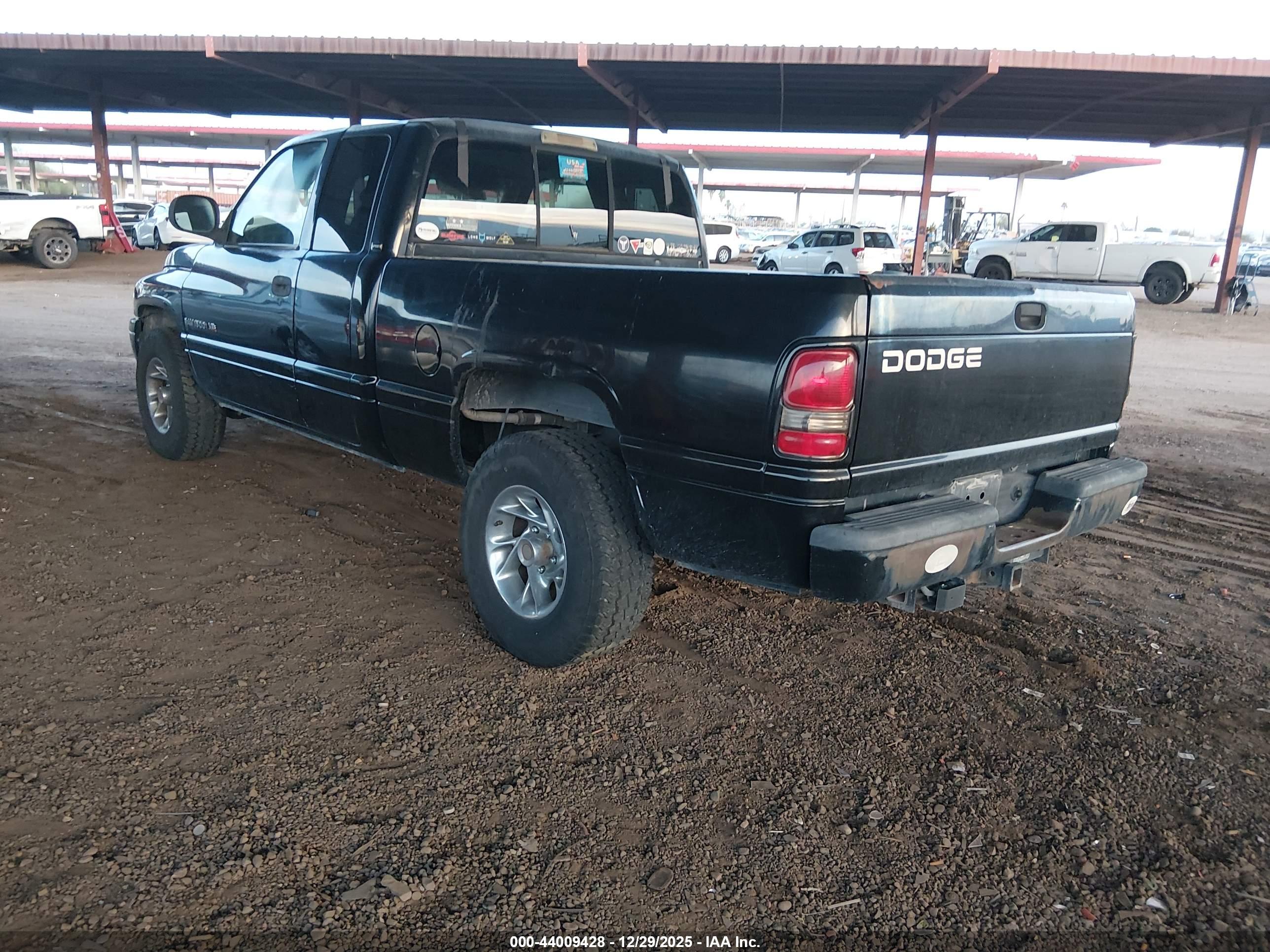 DODGE RAM image 3