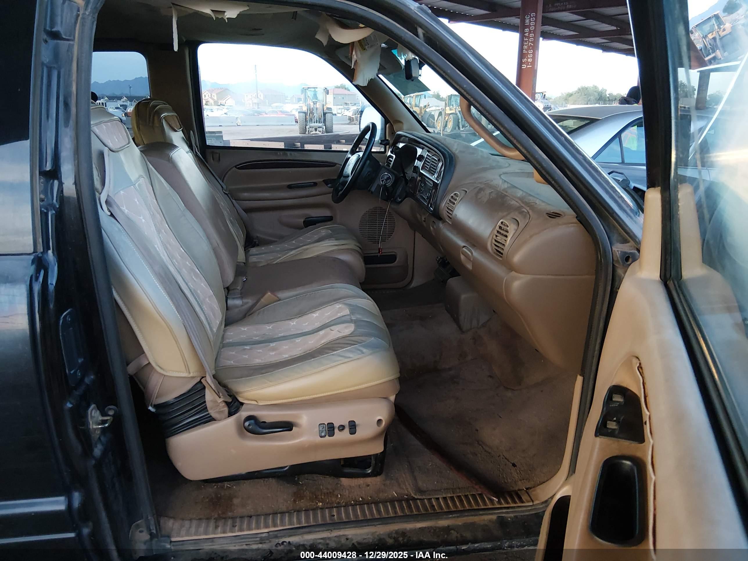 DODGE RAM image 5