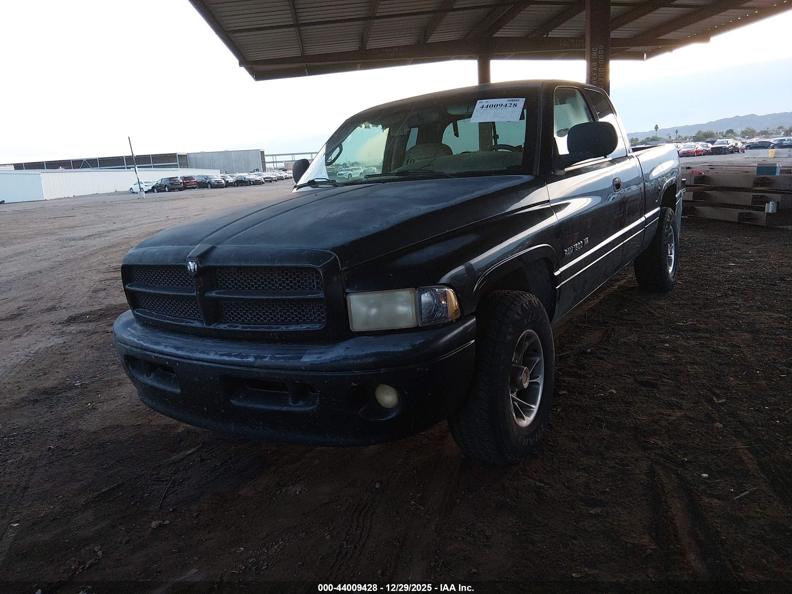 DODGE RAM image 6