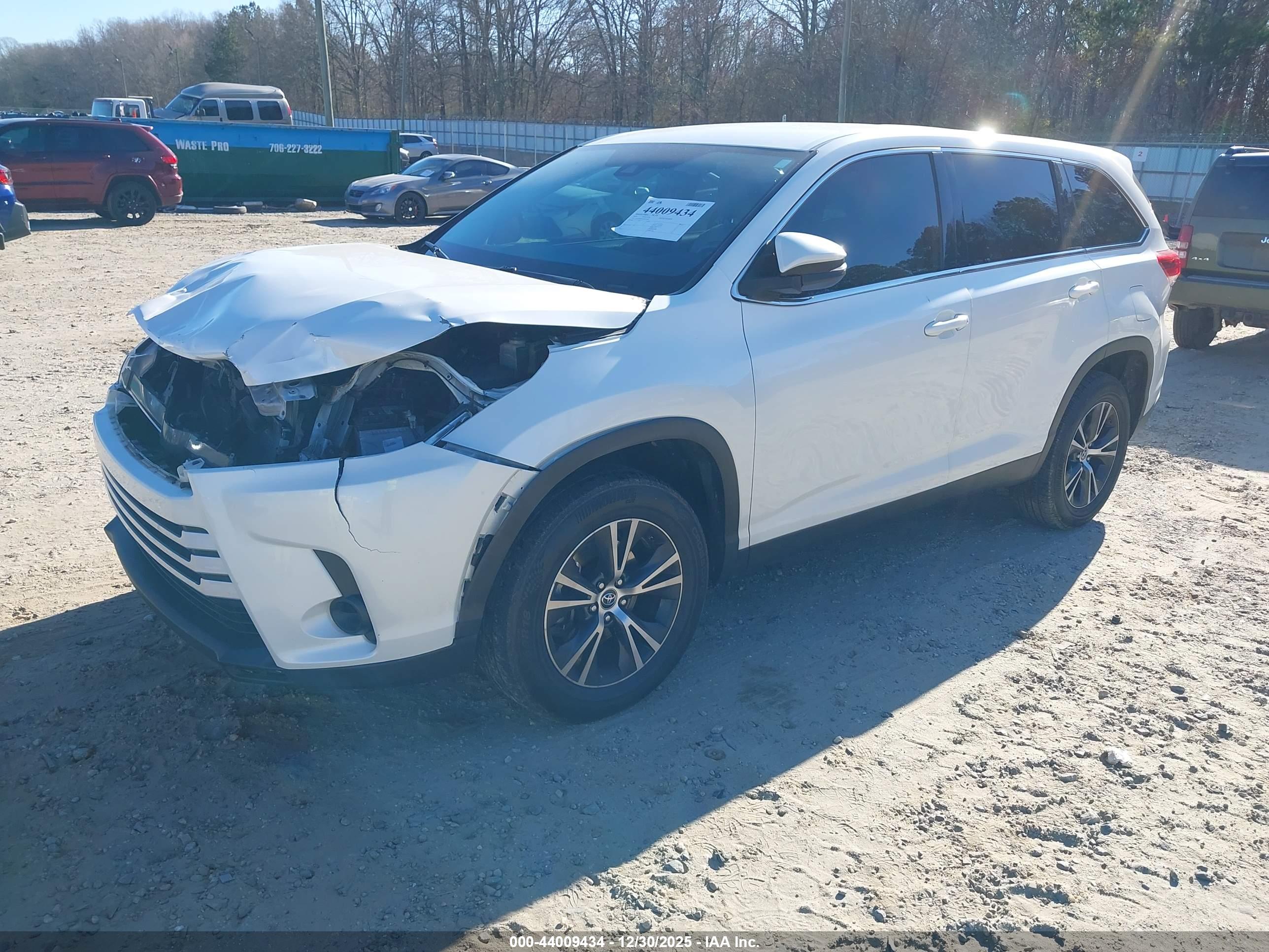 TOYOTA HIGHLANDER image 2