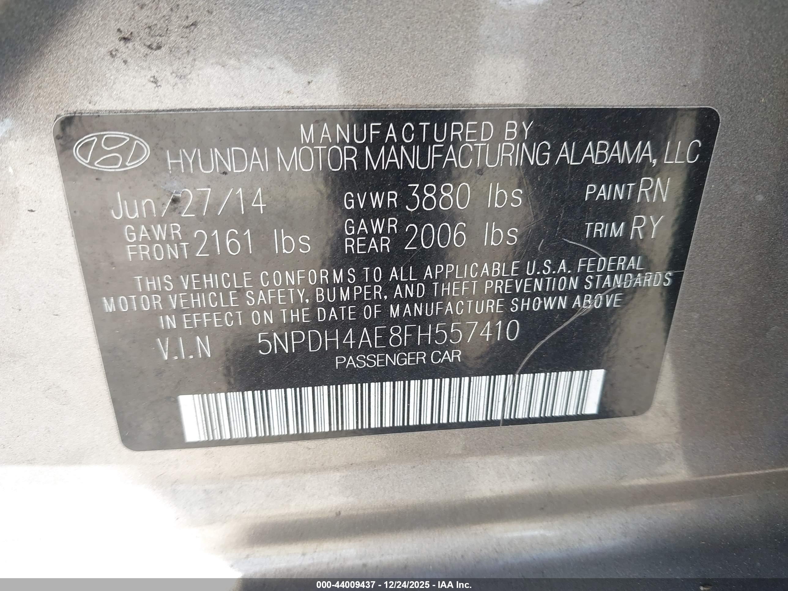 HYUNDAI ELANTRA image 9
