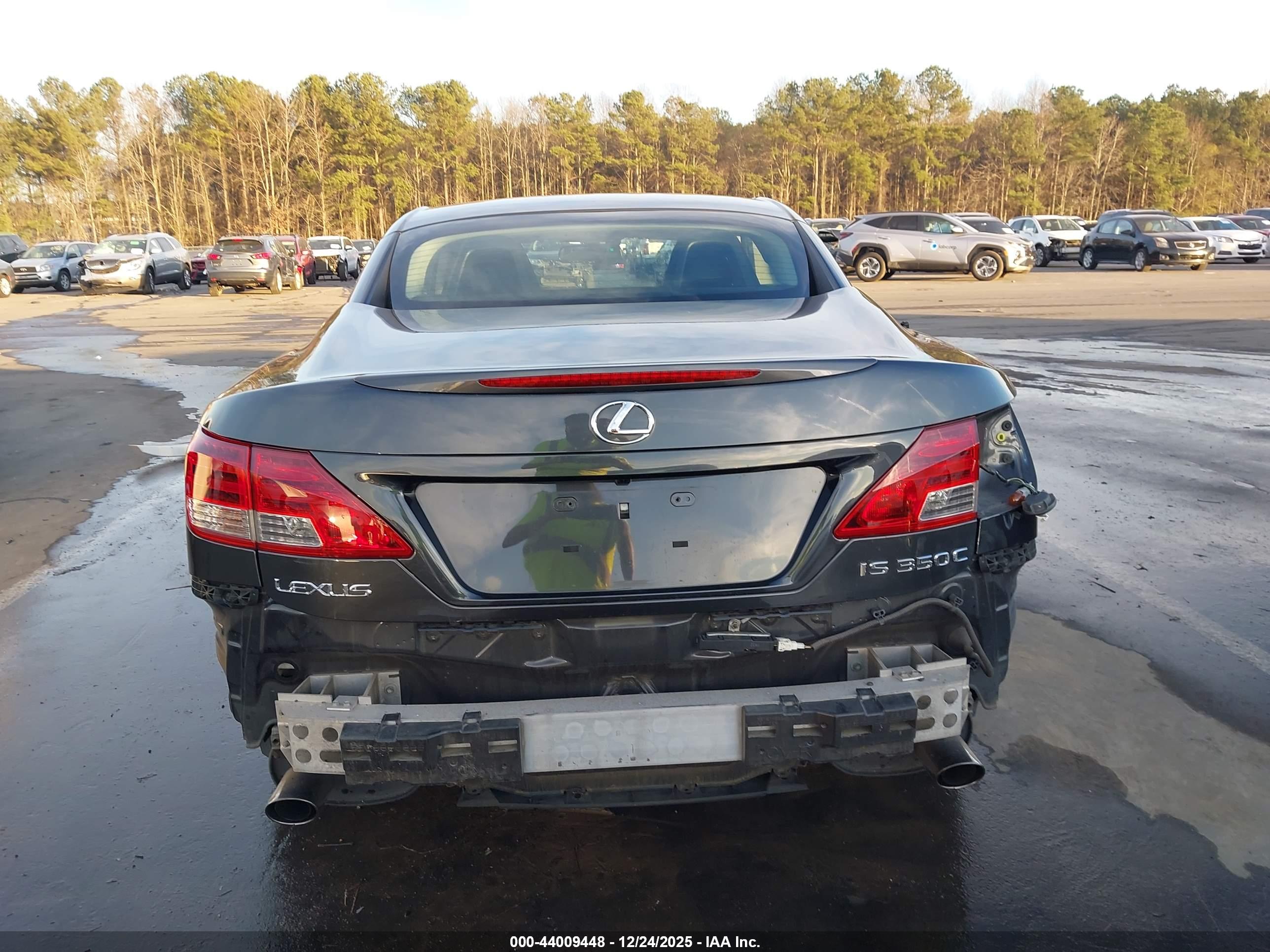 LEXUS IS image 6
