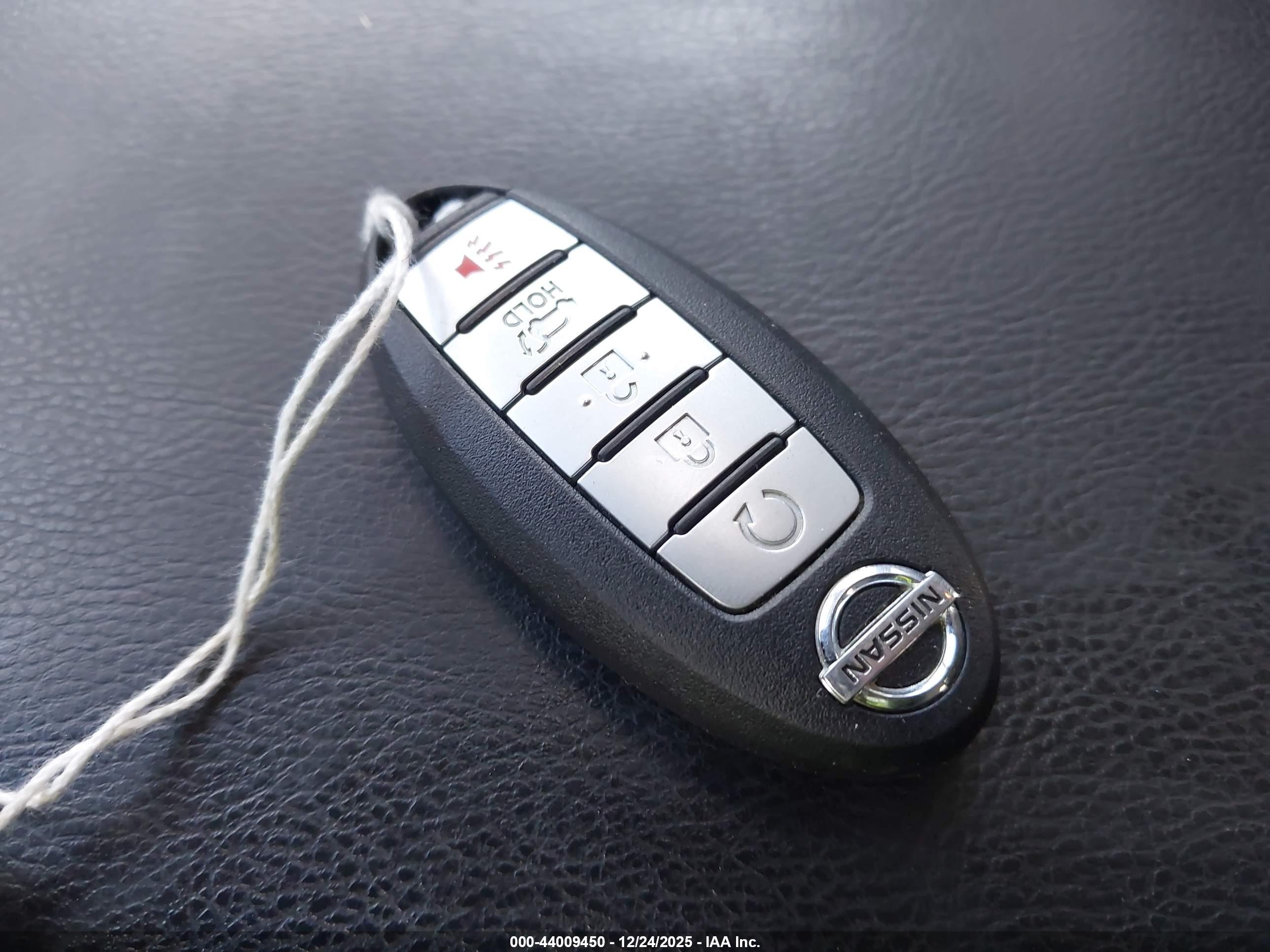 NISSAN PATHFINDER image 11