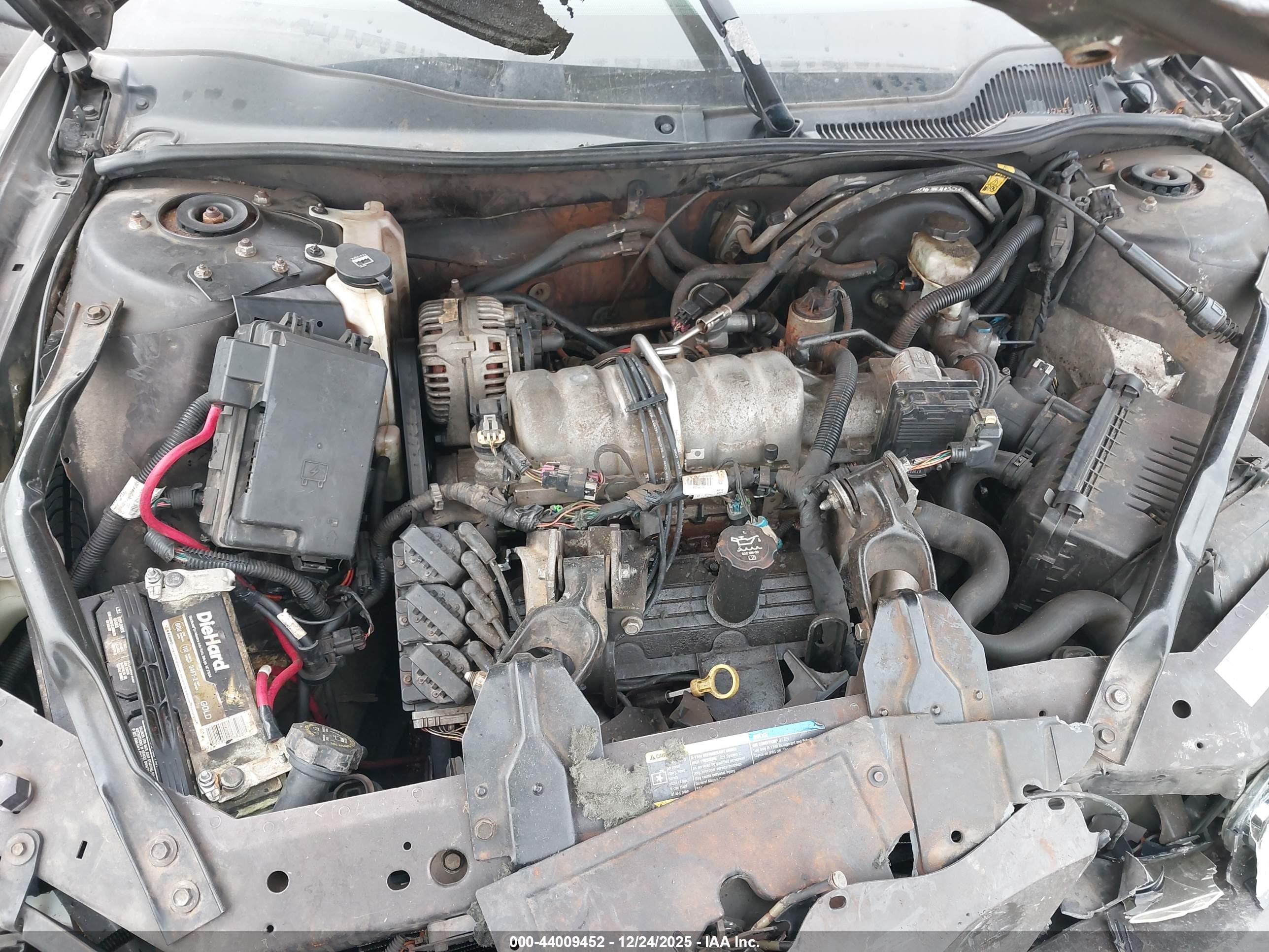 PONTIAC GRAND image 10