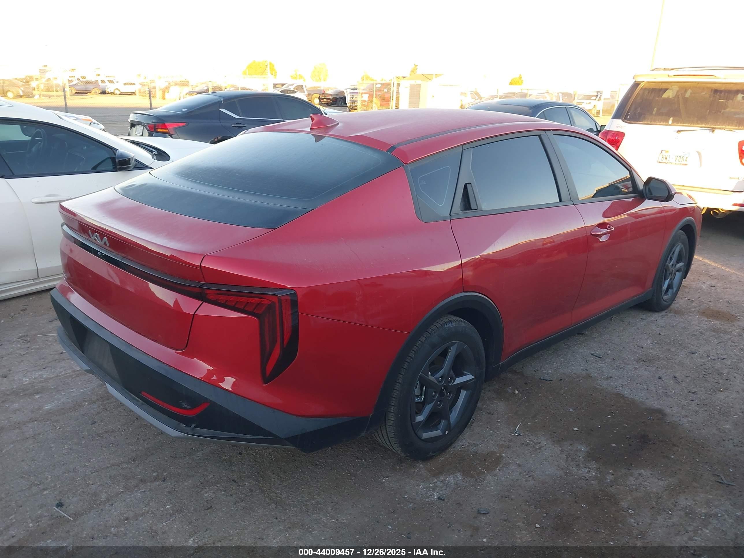 KIA K4 image 4