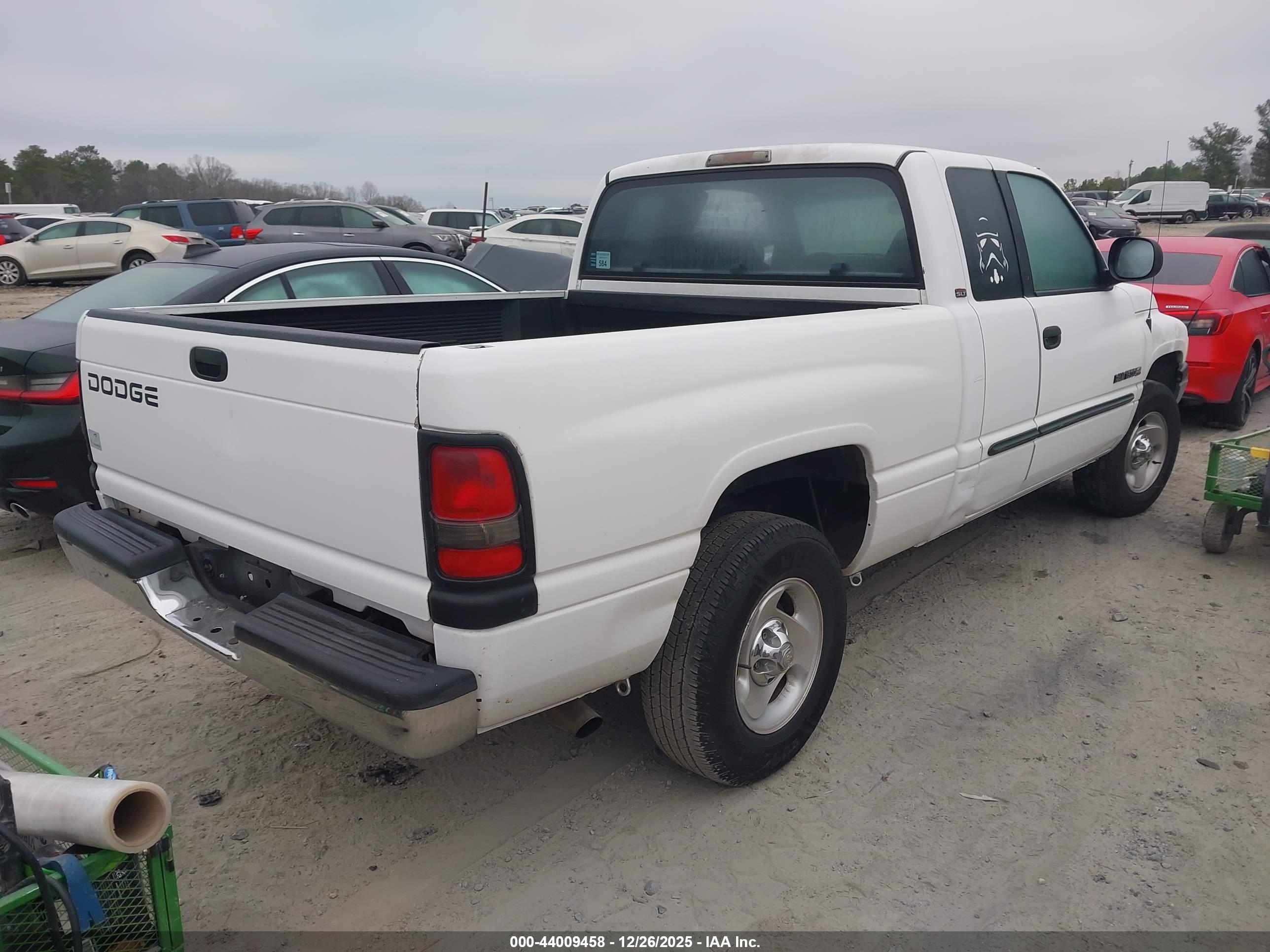 DODGE RAM image 4