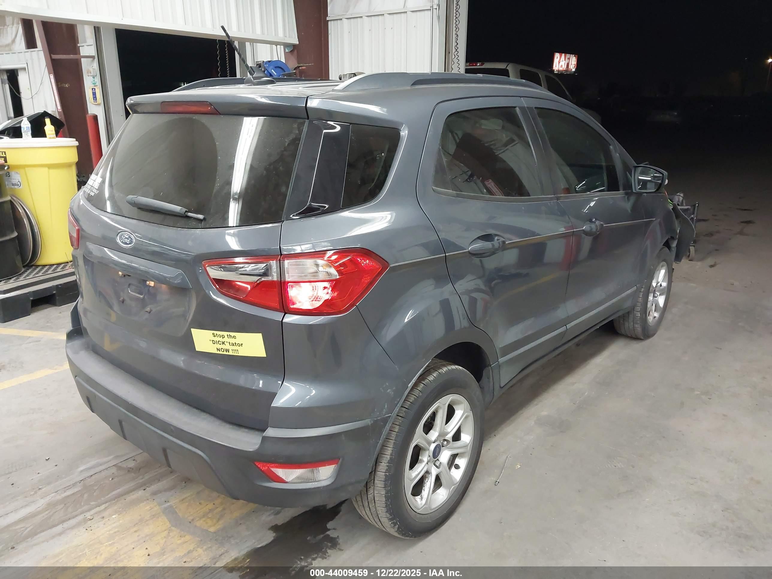 FORD ECOSPORT image 4