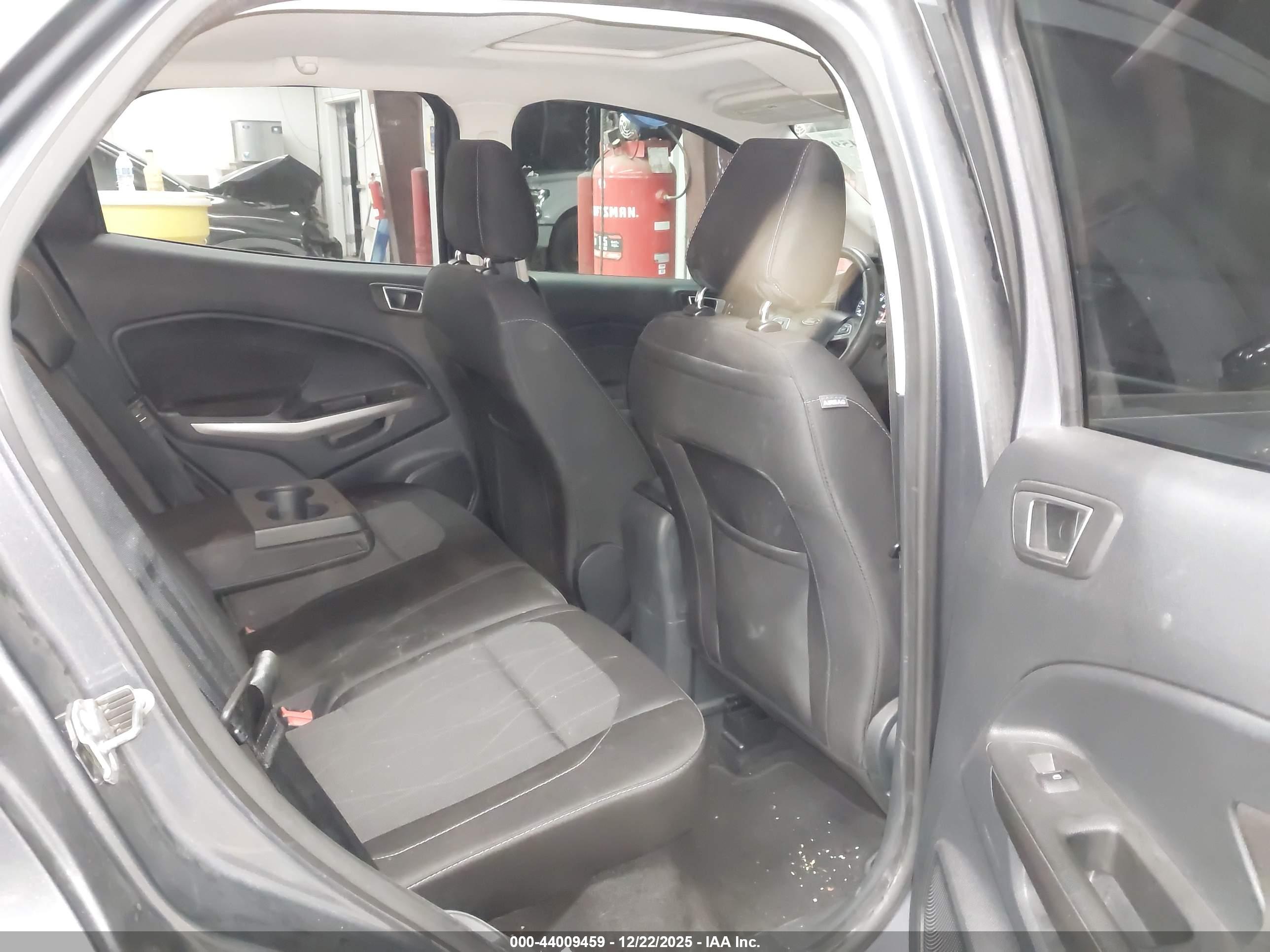 FORD ECOSPORT image 8
