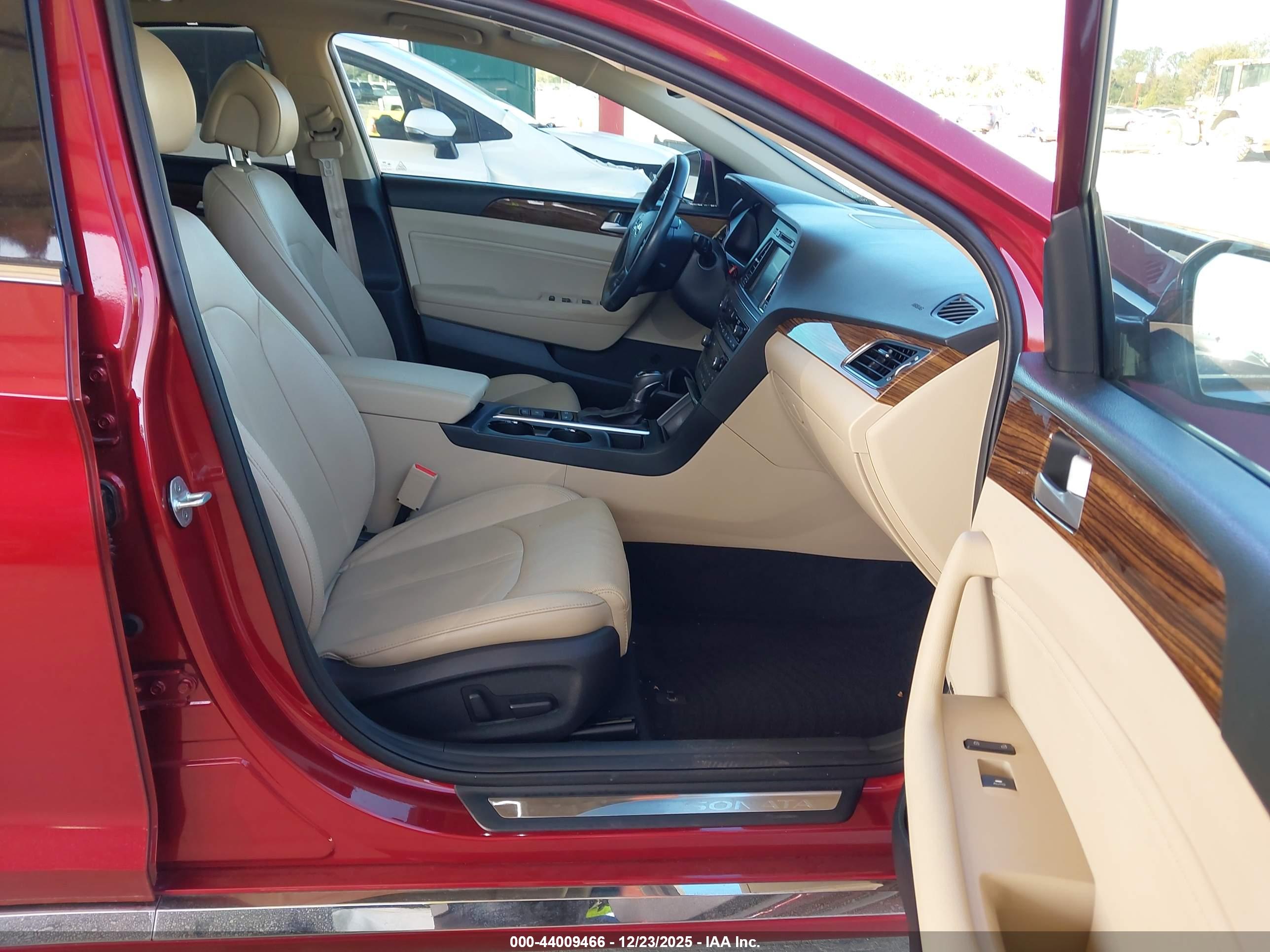 HYUNDAI SONATA image 5