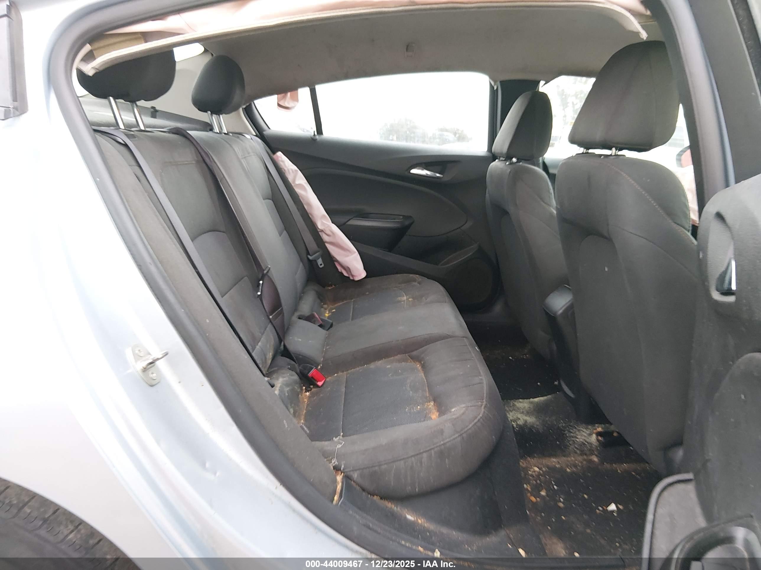 CHEVROLET CRUZE image 8