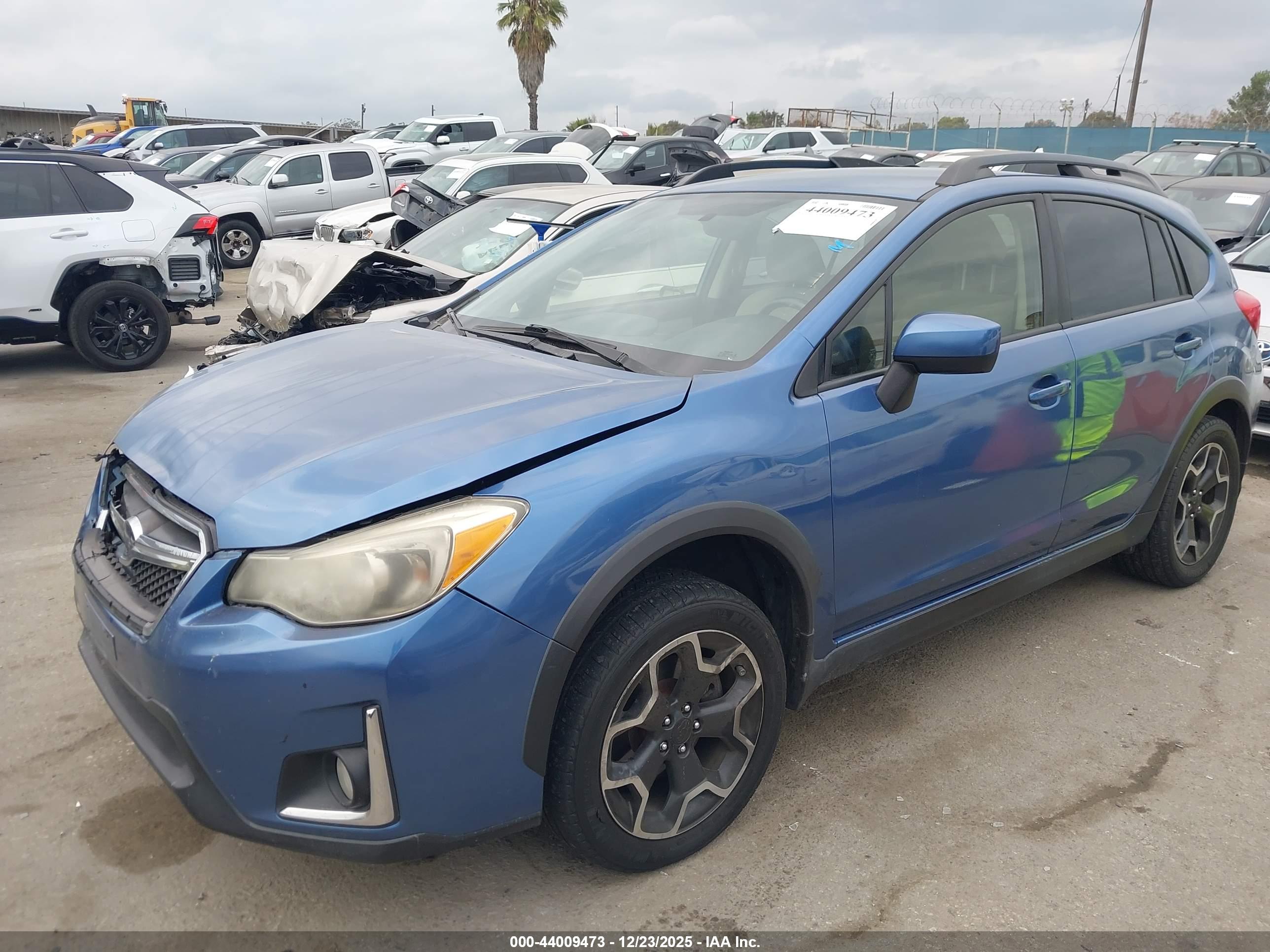 SUBARU CROSSTREK image 2