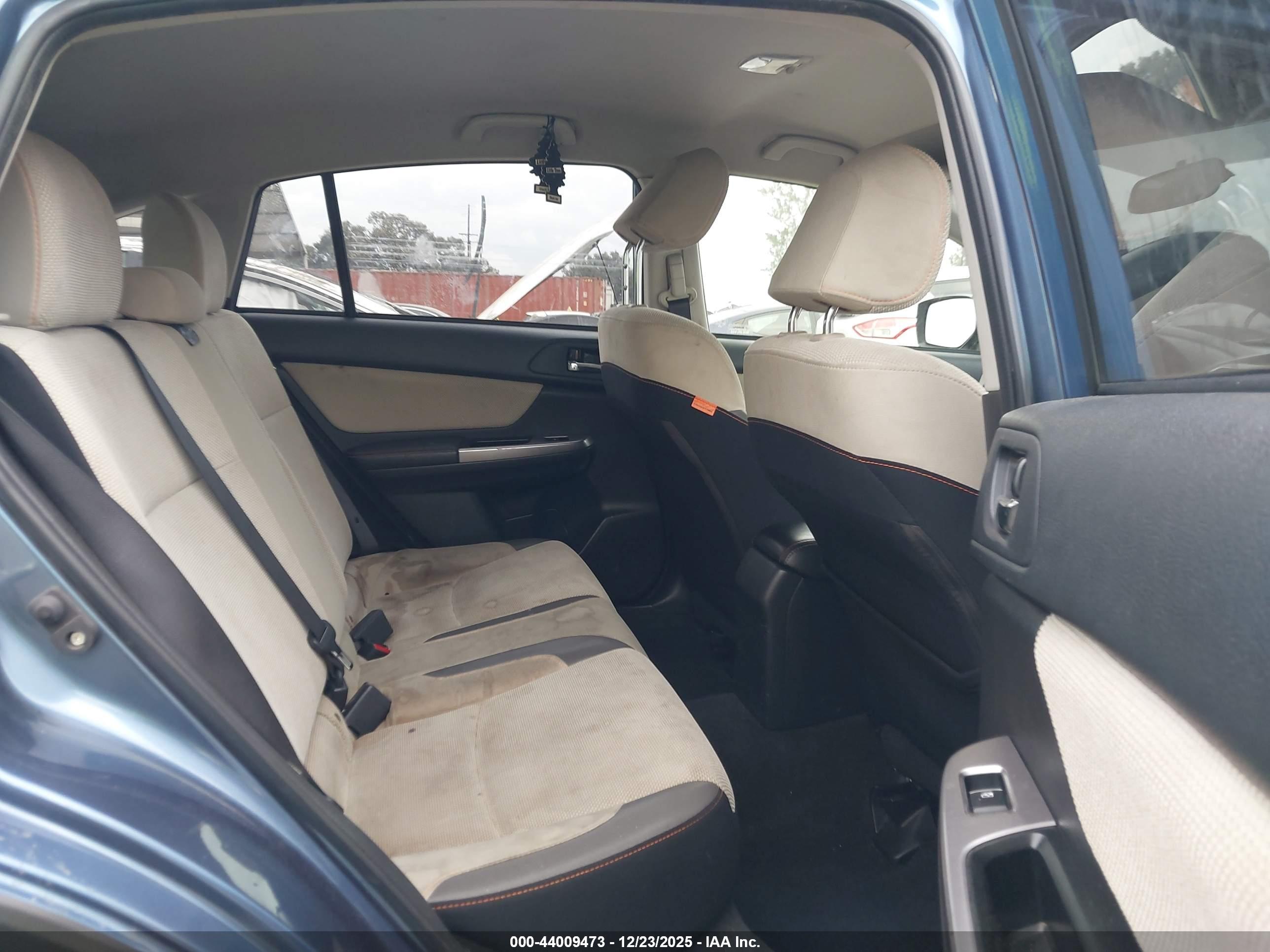 SUBARU CROSSTREK image 8