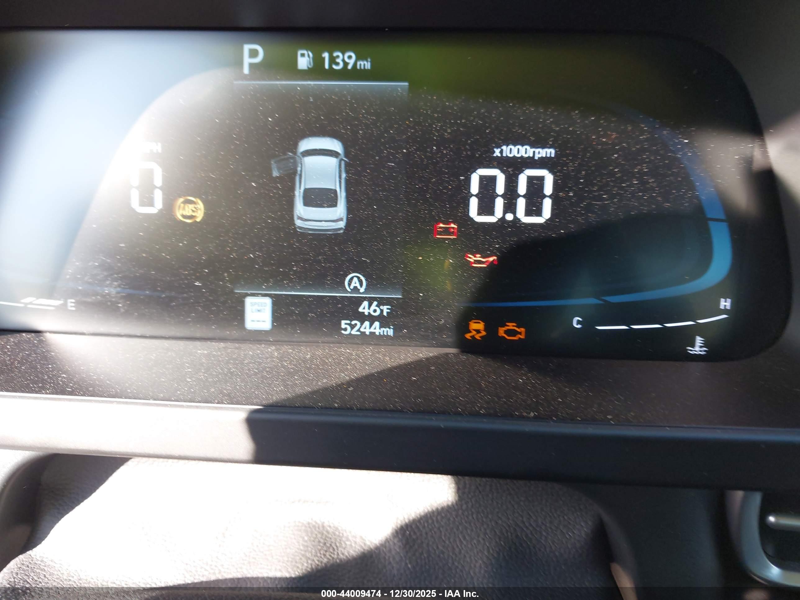 HYUNDAI ELANTRA image 7