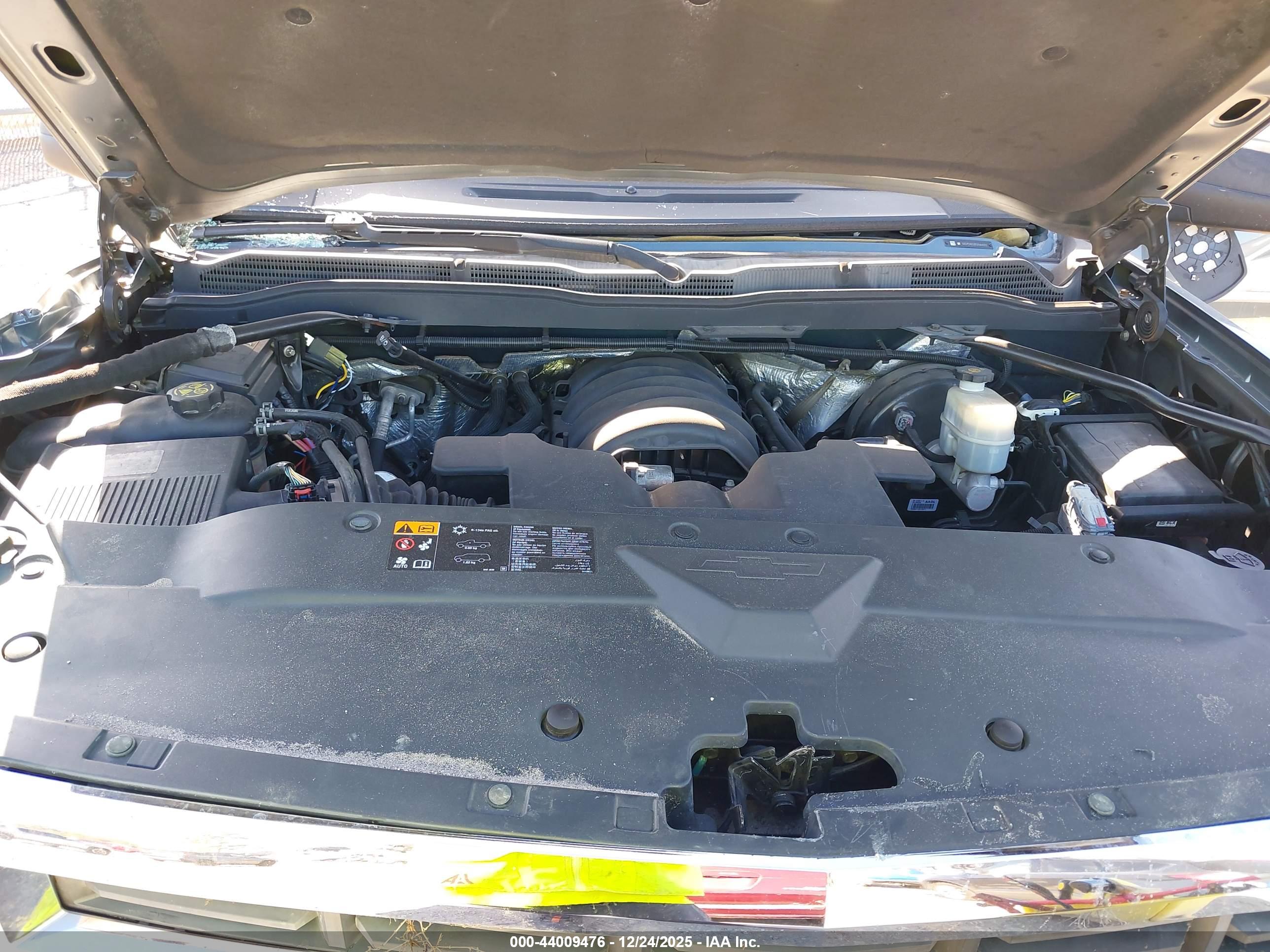 CHEVROLET SILVERADO image 10