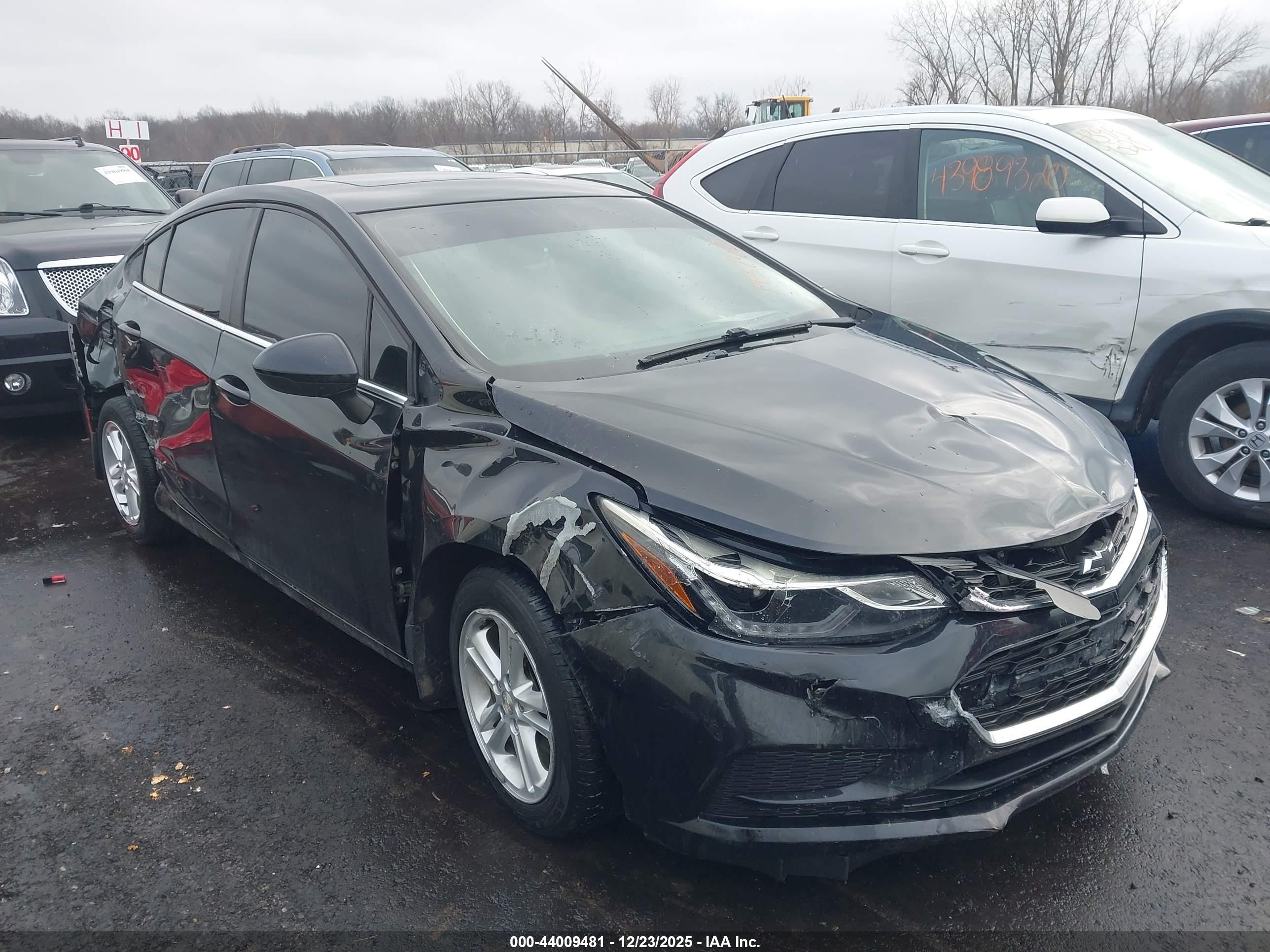 CHEVROLET CRUZE image 6