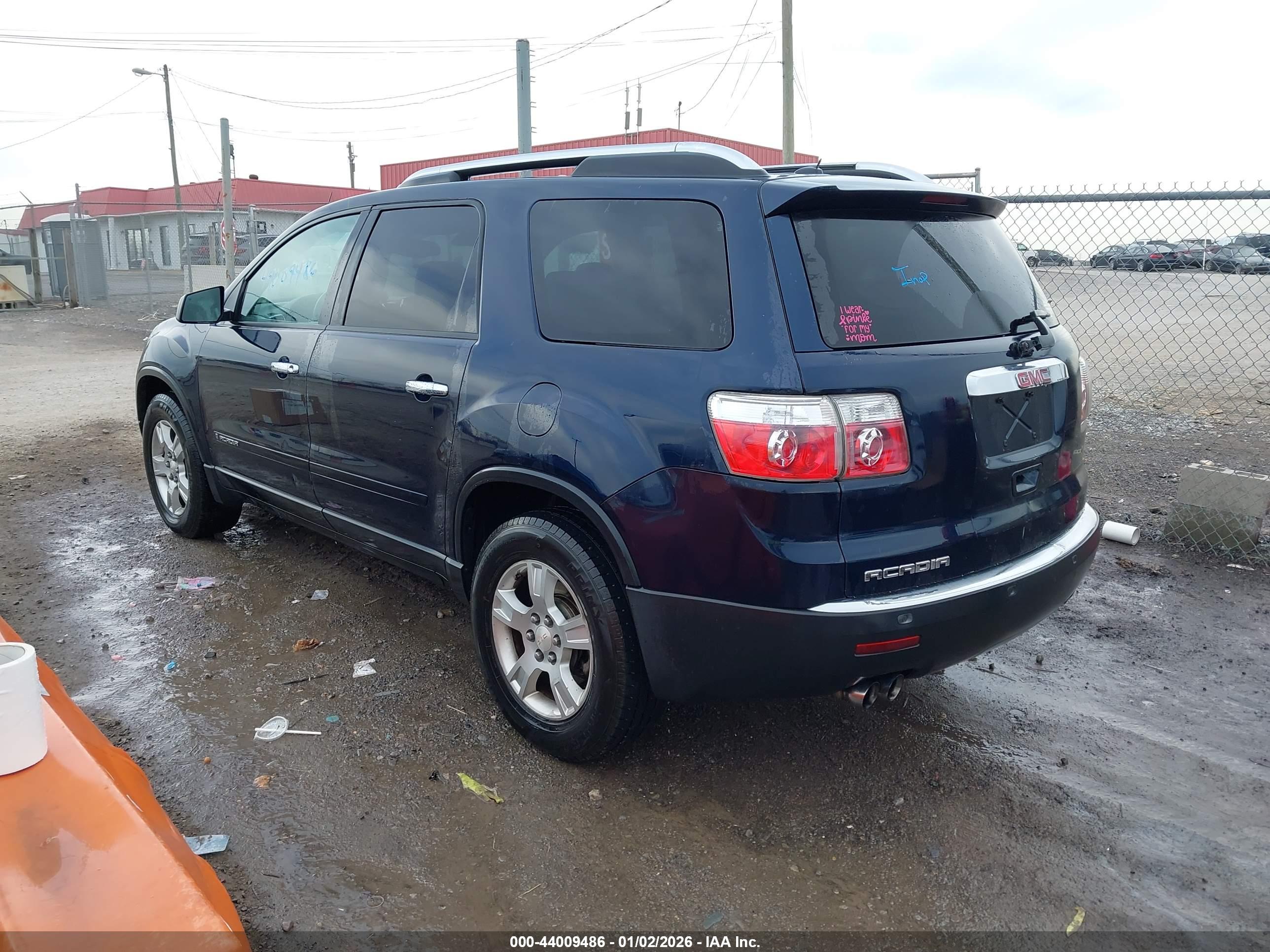 GMC ACADIA image 3