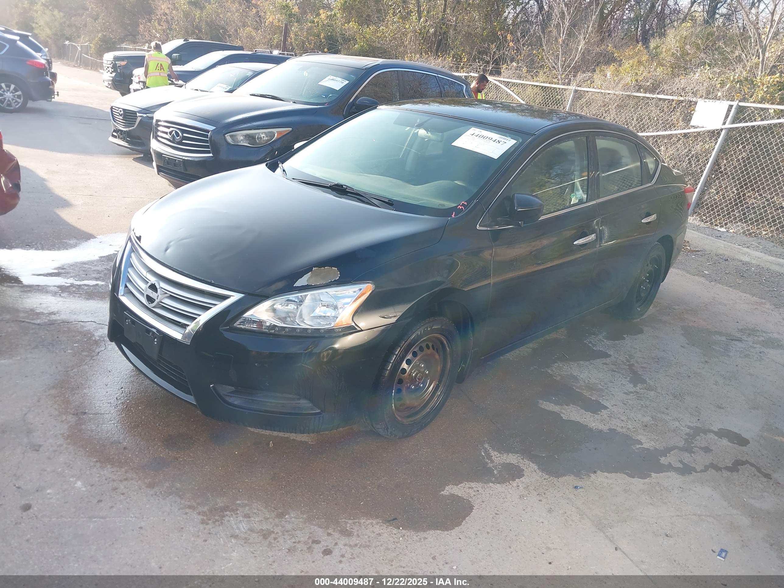 NISSAN SENTRA image 2