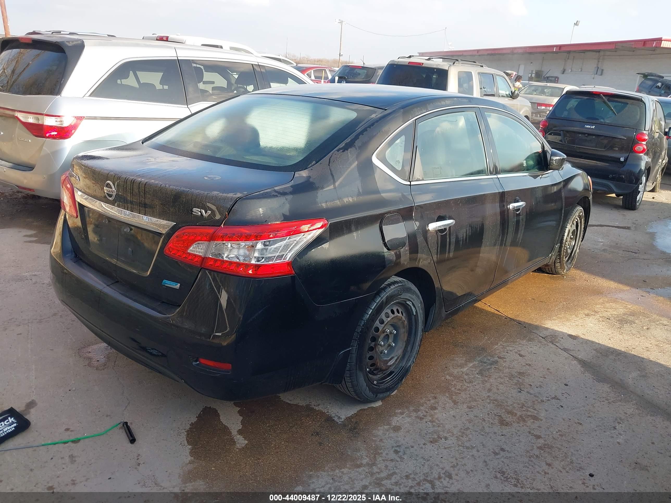 NISSAN SENTRA image 4