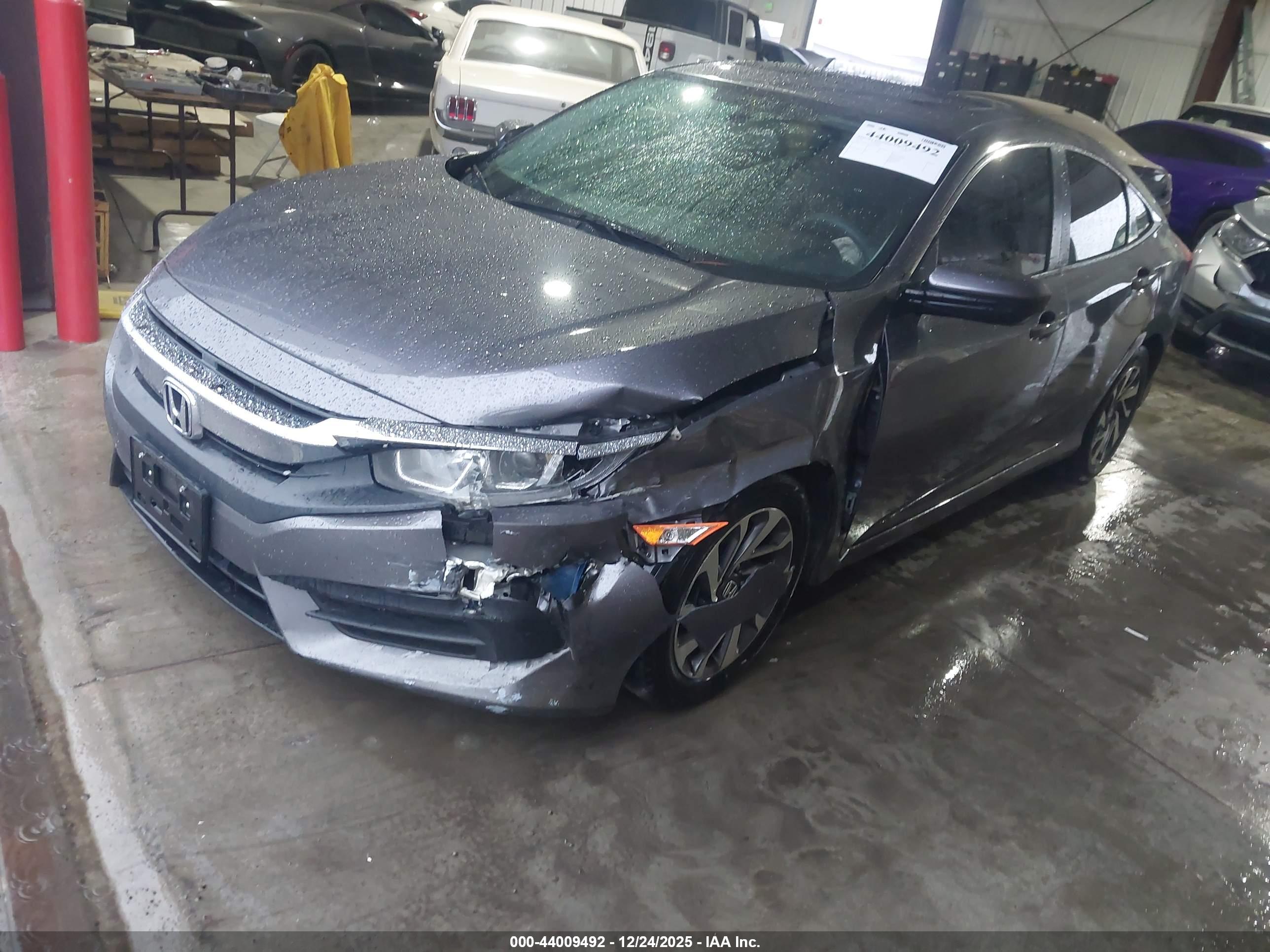HONDA CIVIC image 2