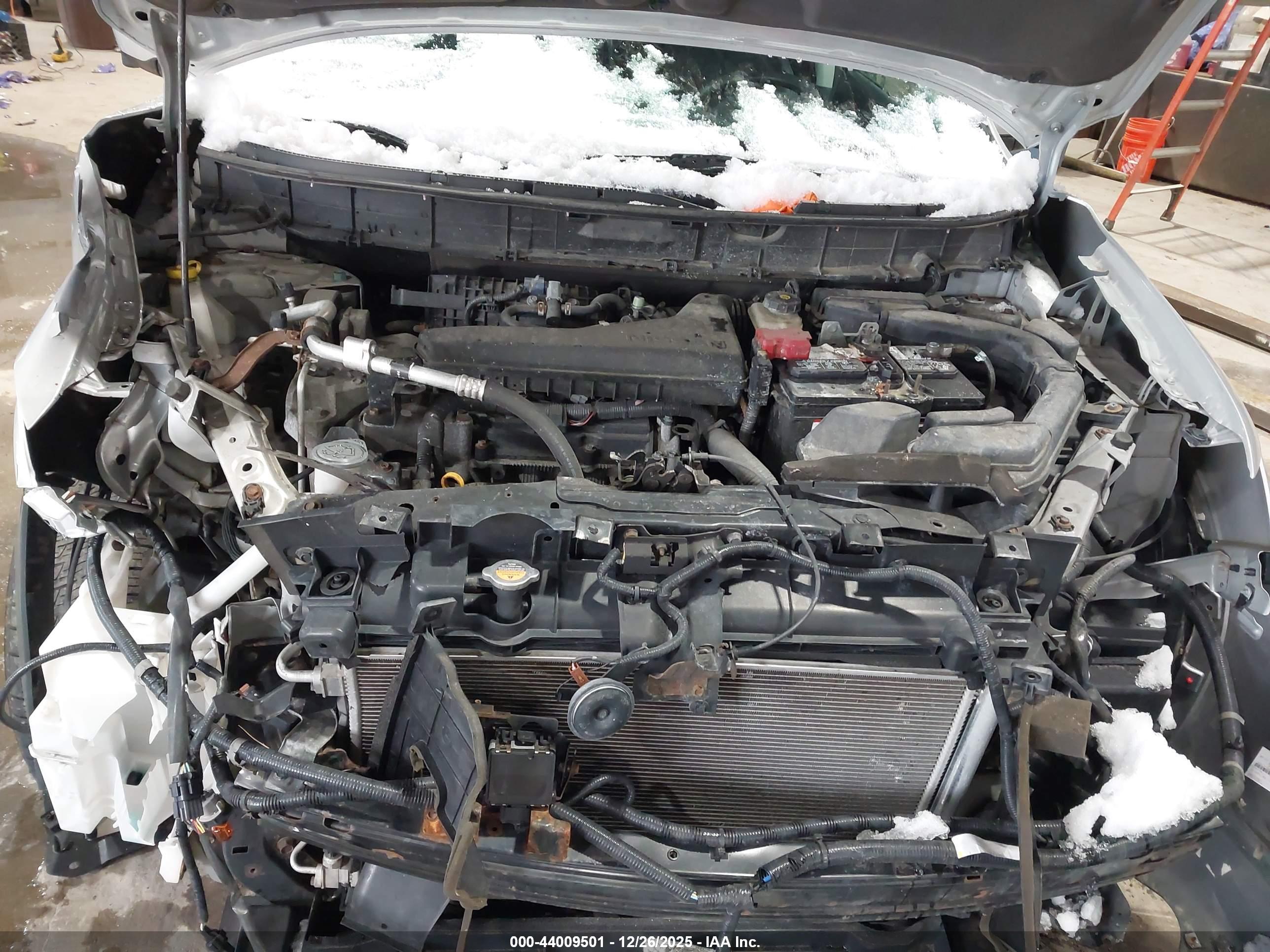 NISSAN ROGUE image 10