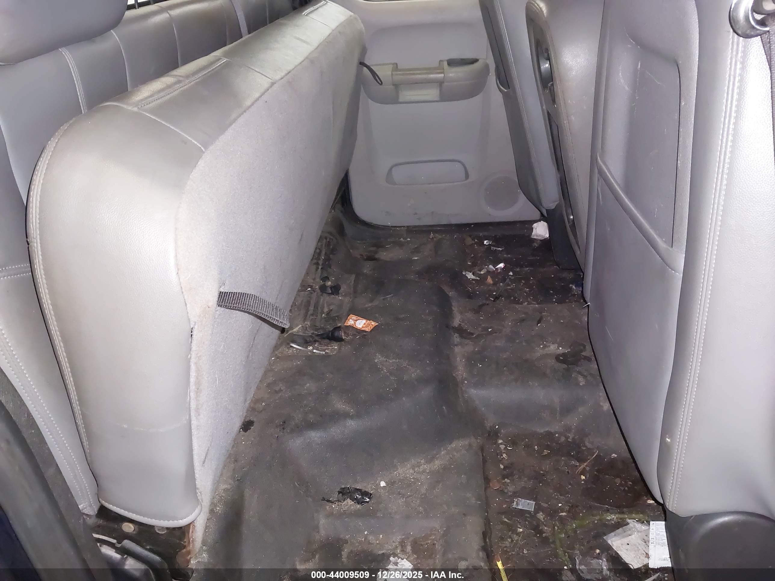 GMC SIERRA image 8