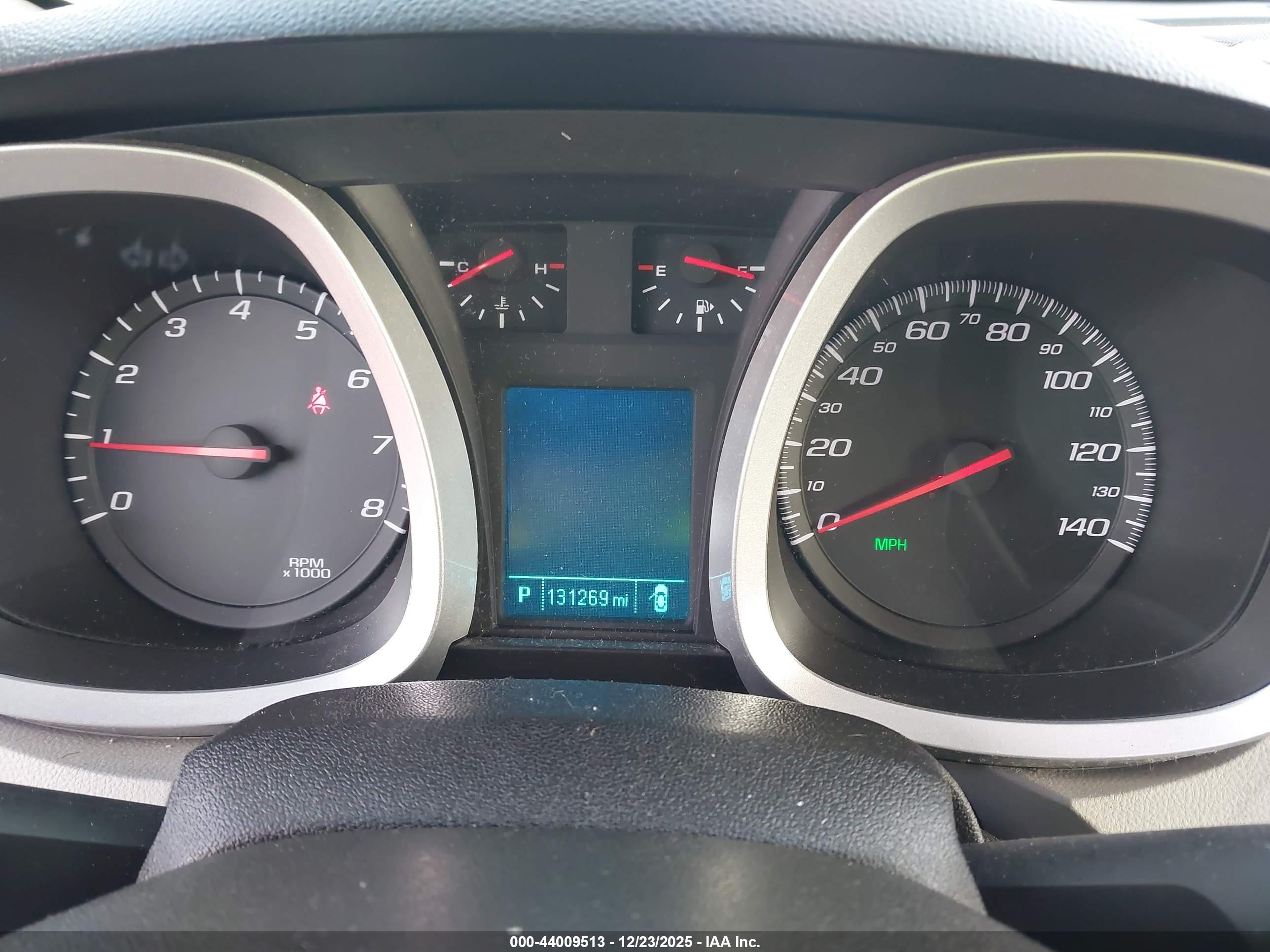 CHEVROLET EQUINOX image 7