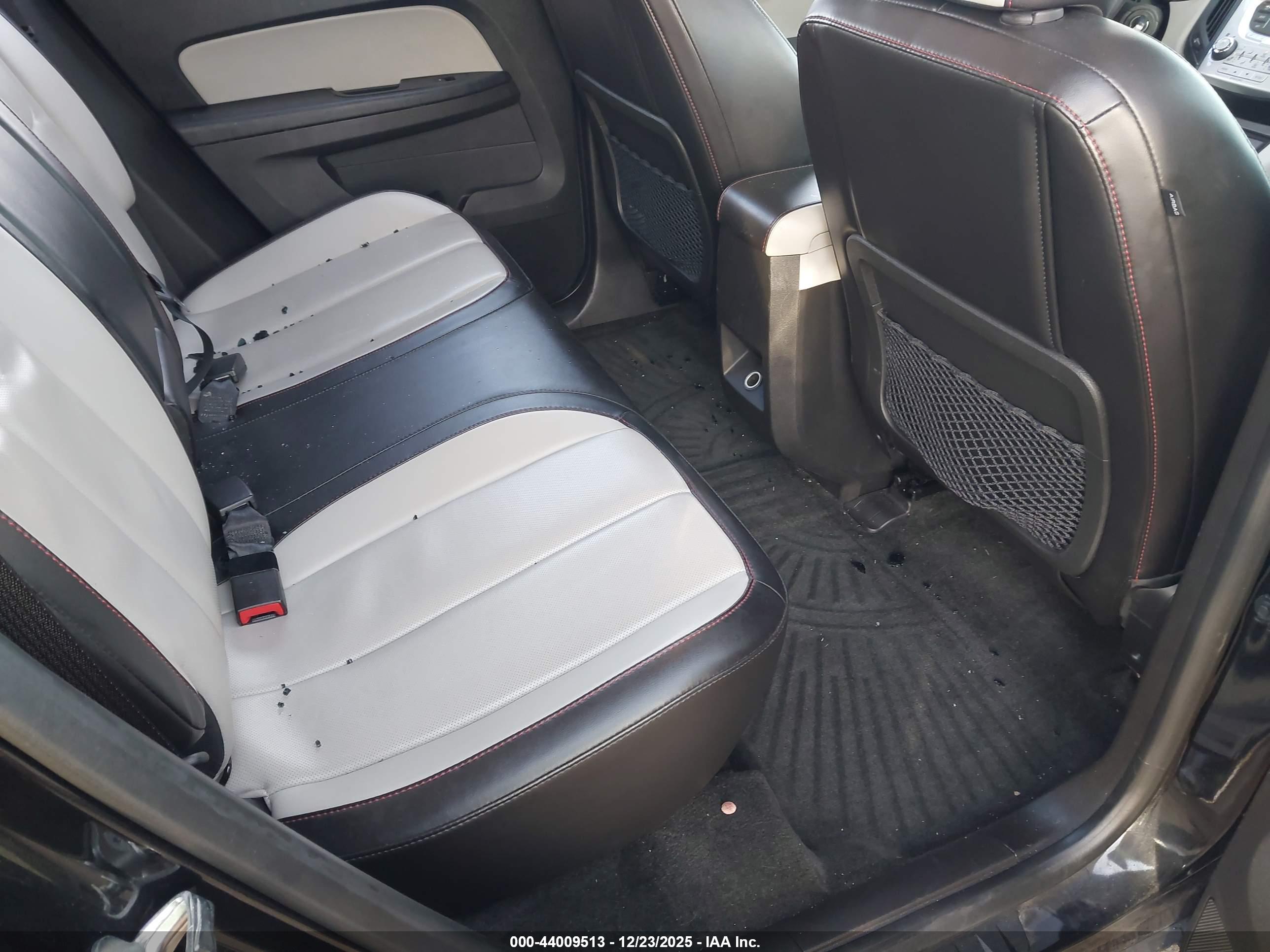 CHEVROLET EQUINOX image 8