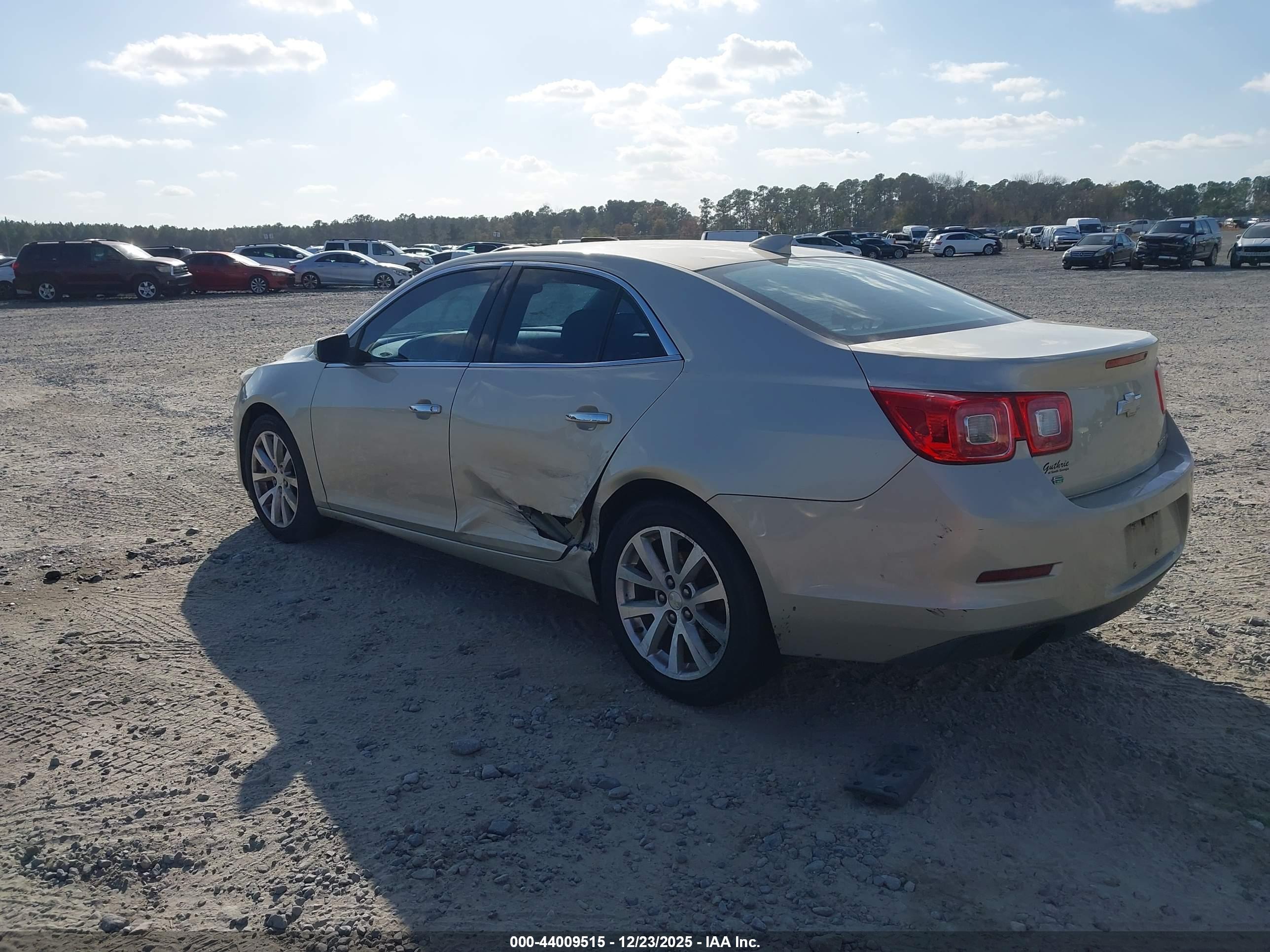 CHEVROLET MALIBU image 3