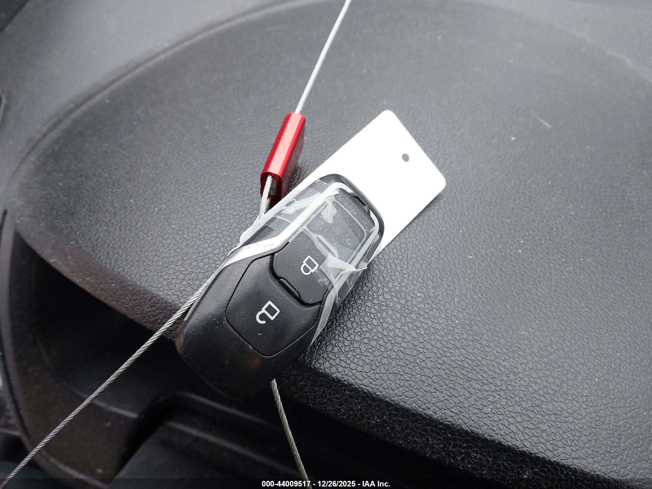 FORD EXPLORER image 11