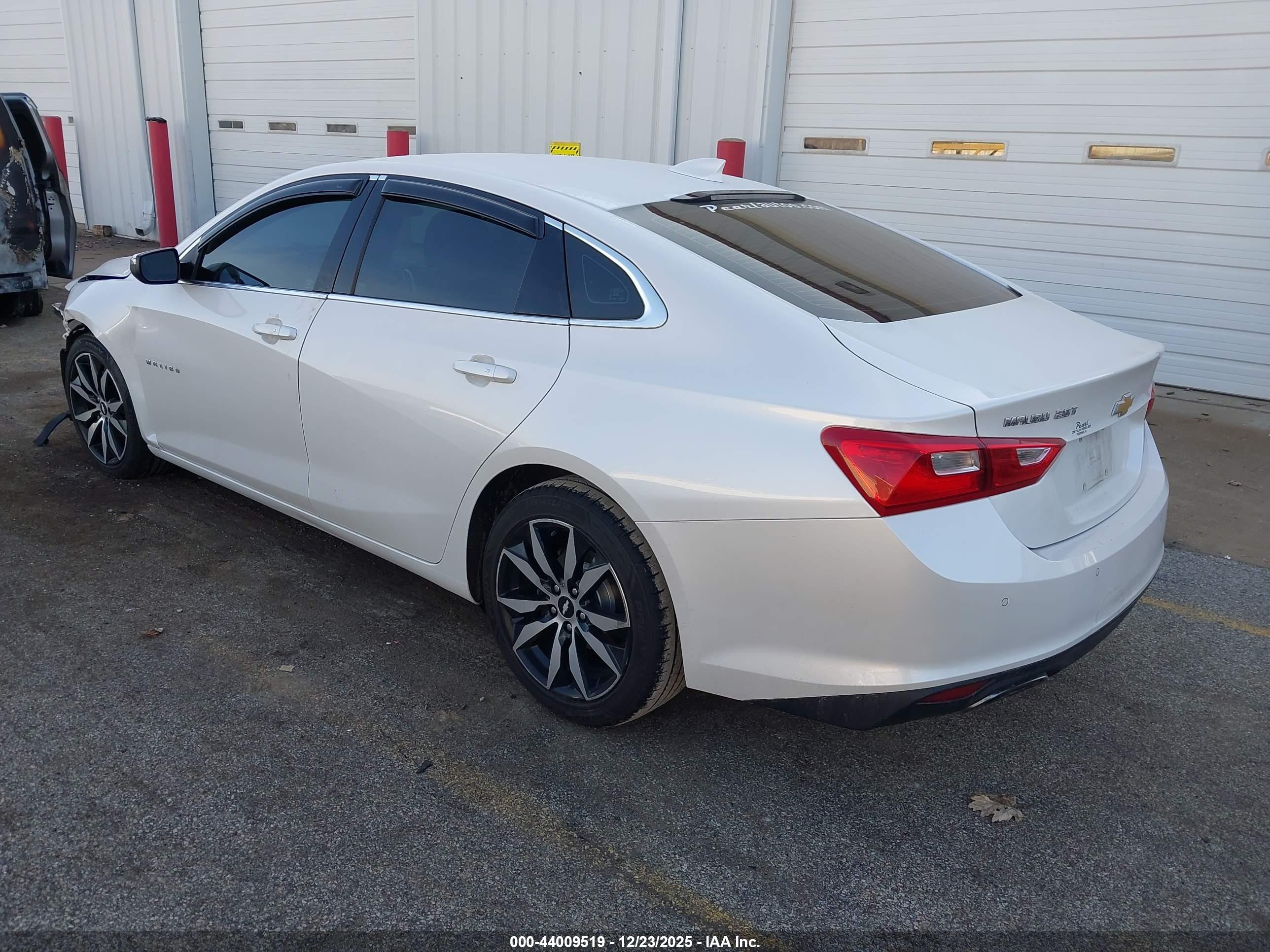 CHEVROLET MALIBU image 3