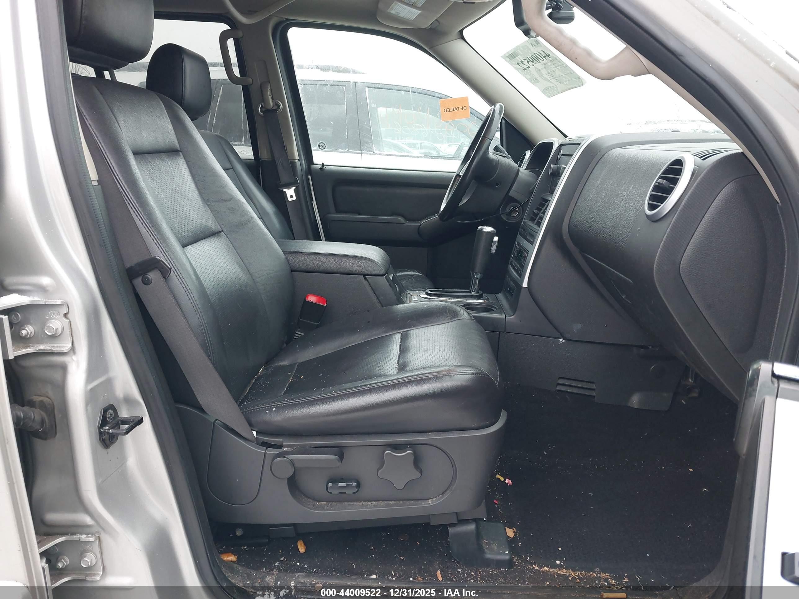 MERCURY MOUNTAINEER image 5