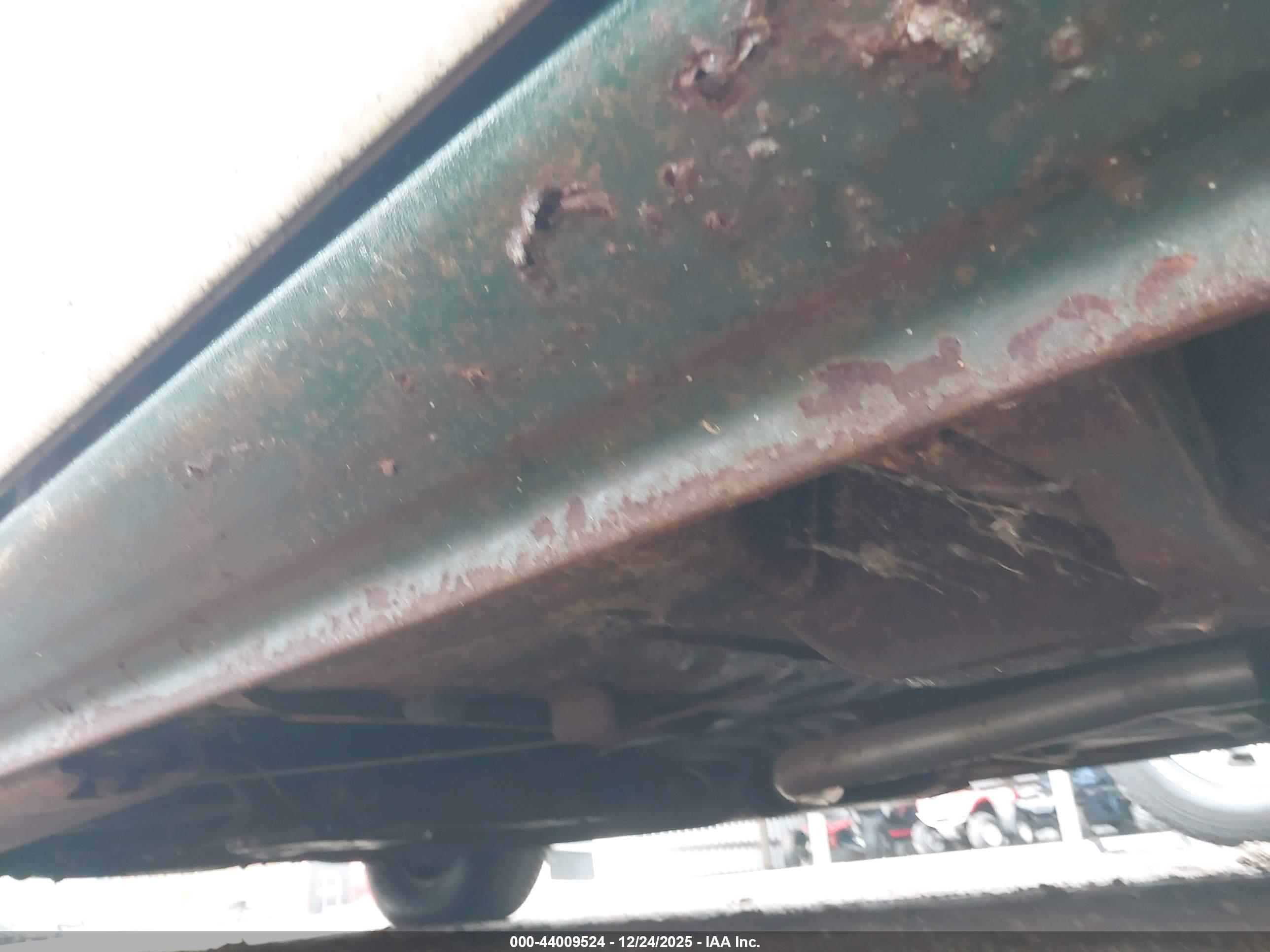 CHRYSLER NEW image 6