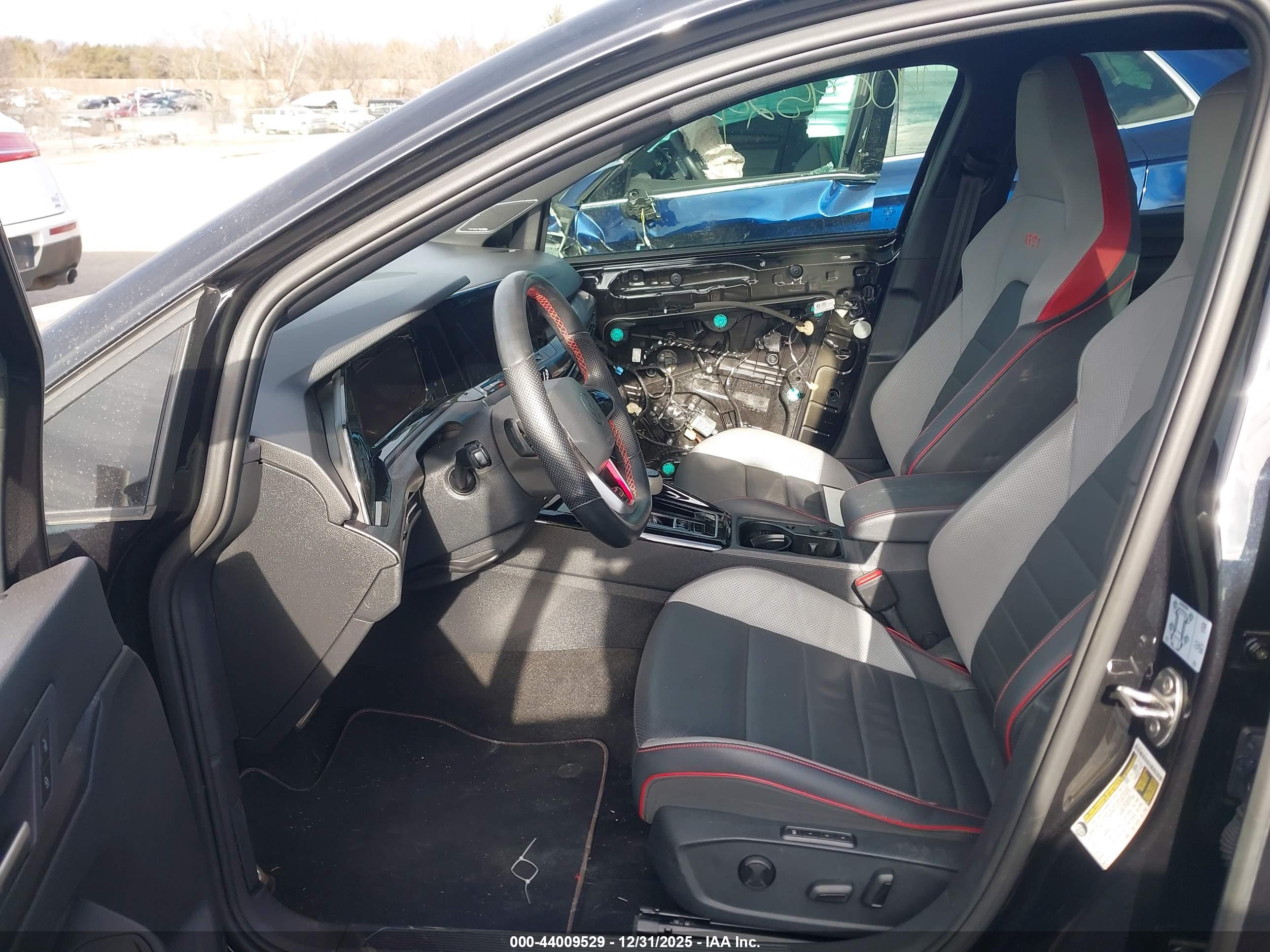 VOLKSWAGEN GOLF image 5
