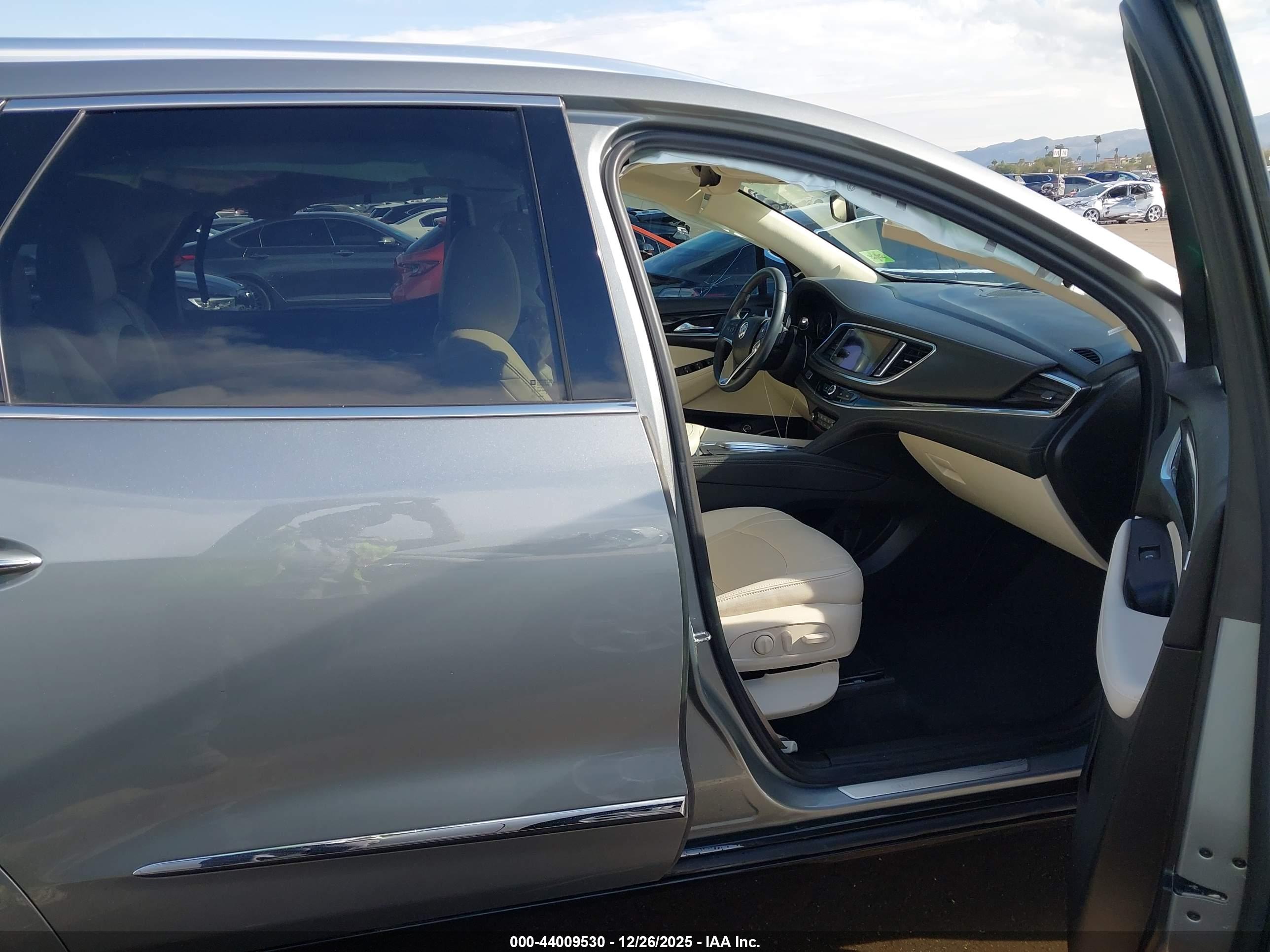 BUICK ENCLAVE image 5