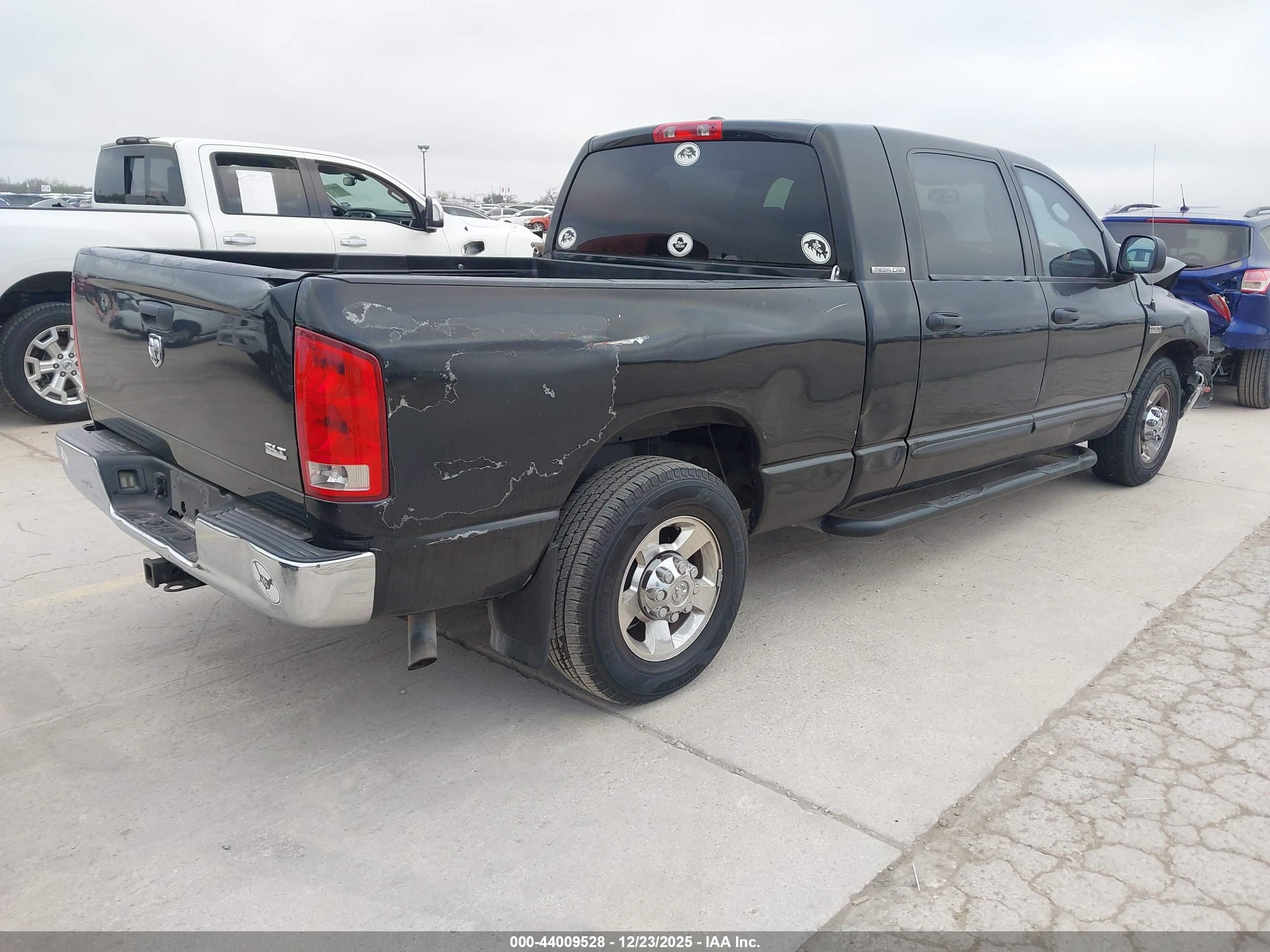 DODGE RAM image 4