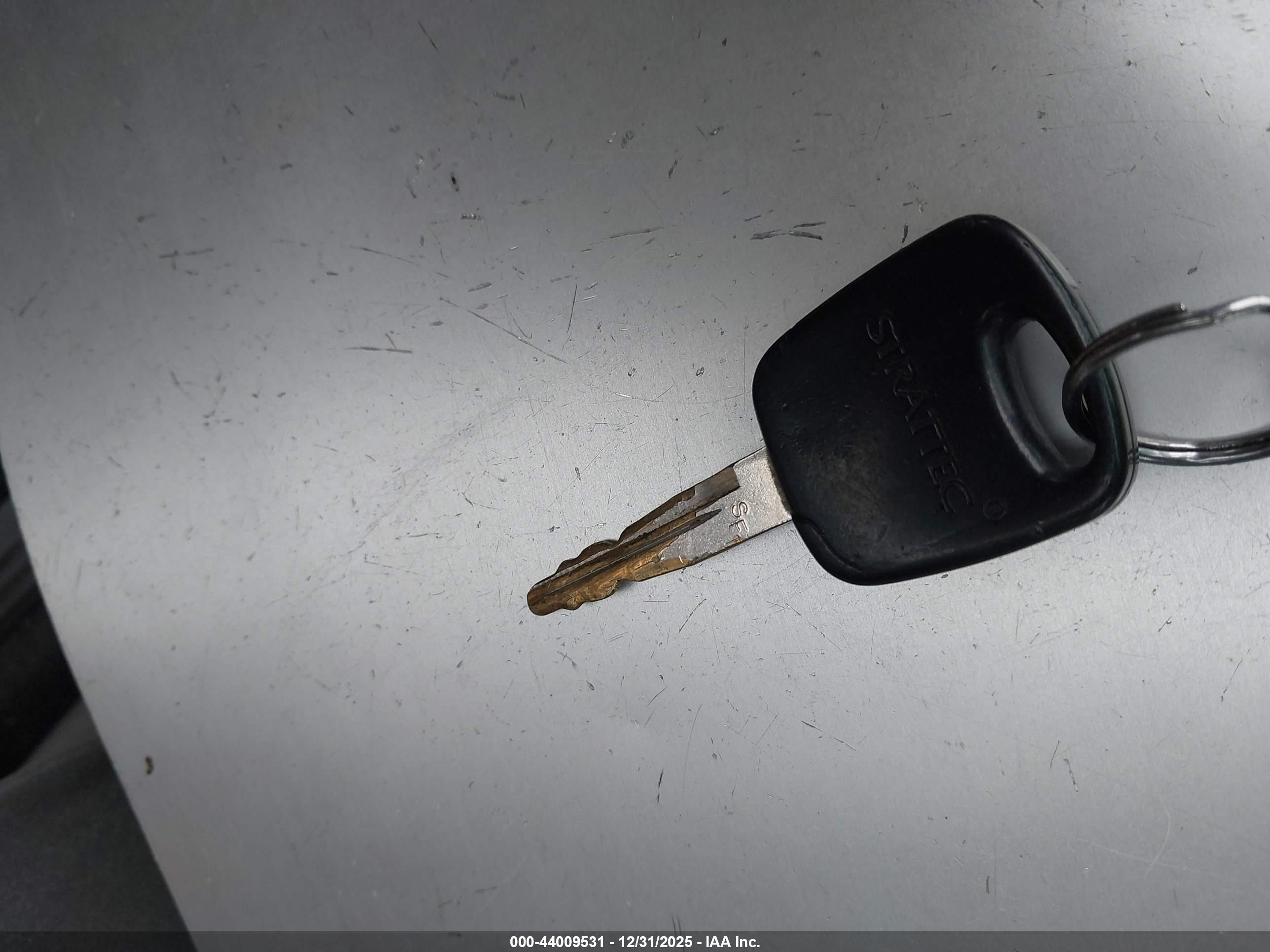 FORD FOCUS image 11