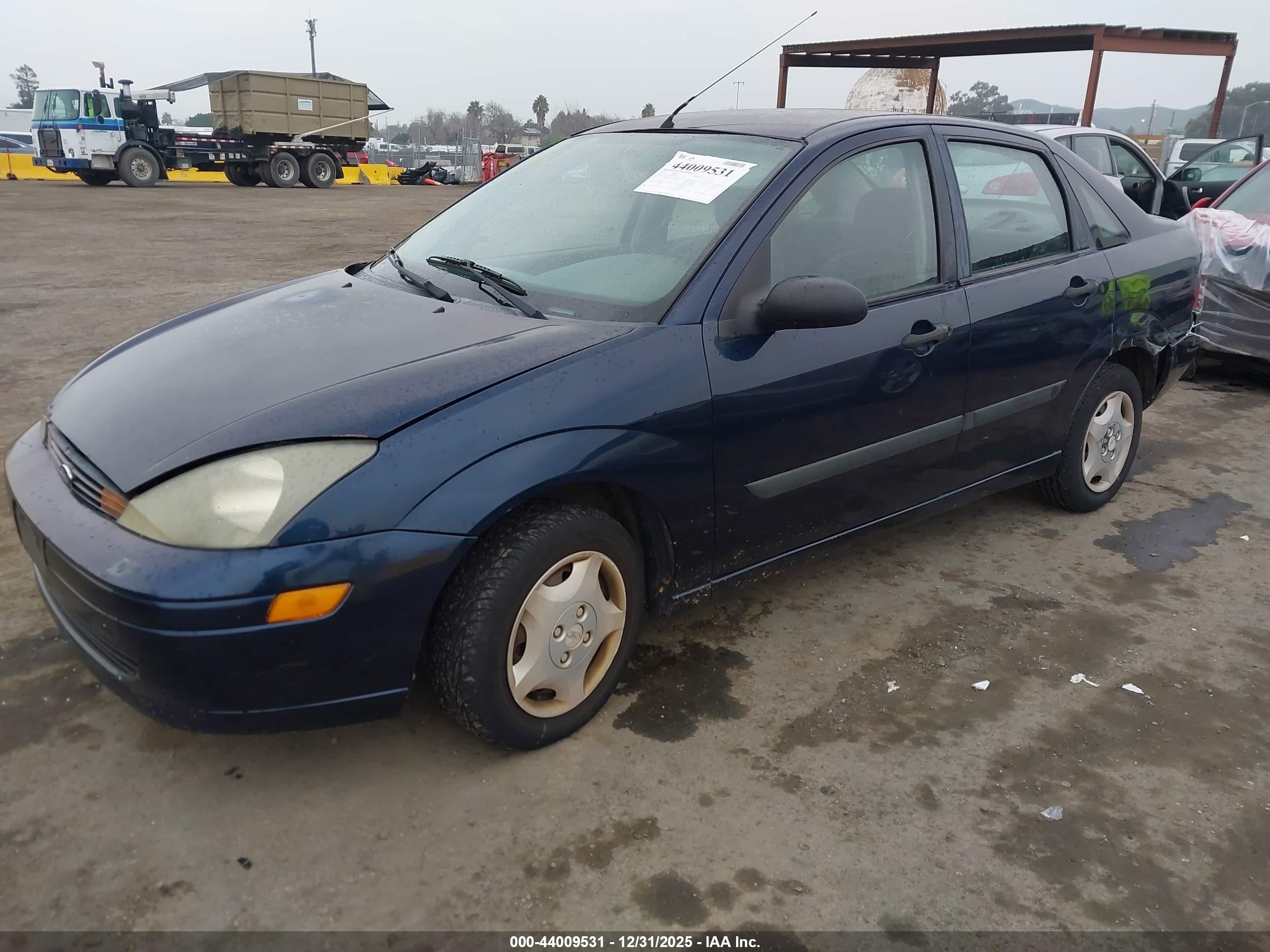 FORD FOCUS image 2