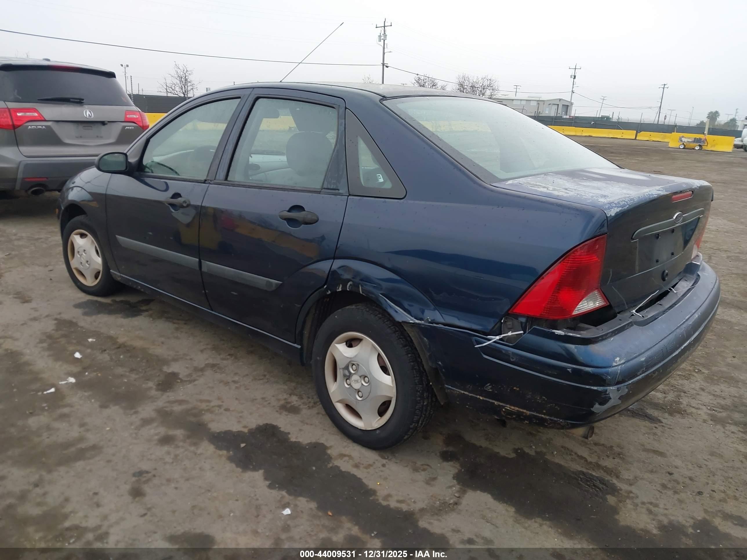 FORD FOCUS image 3