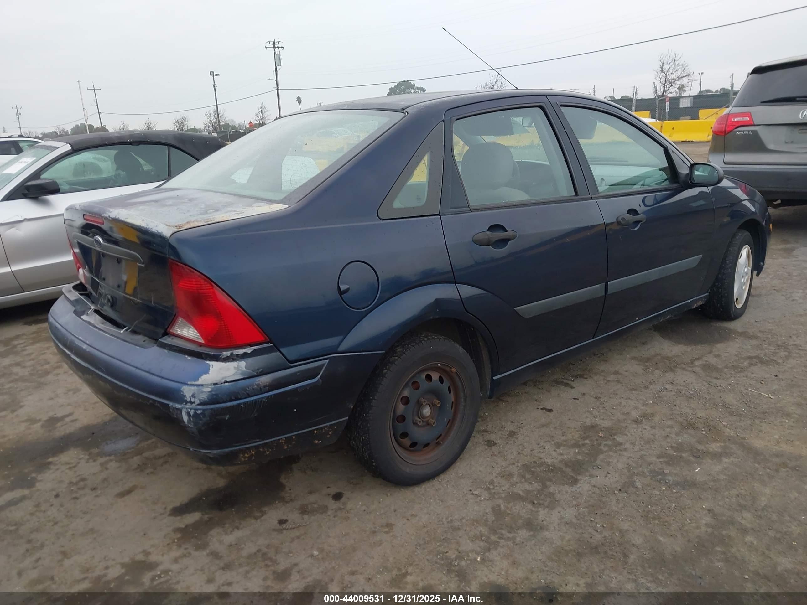 FORD FOCUS image 4