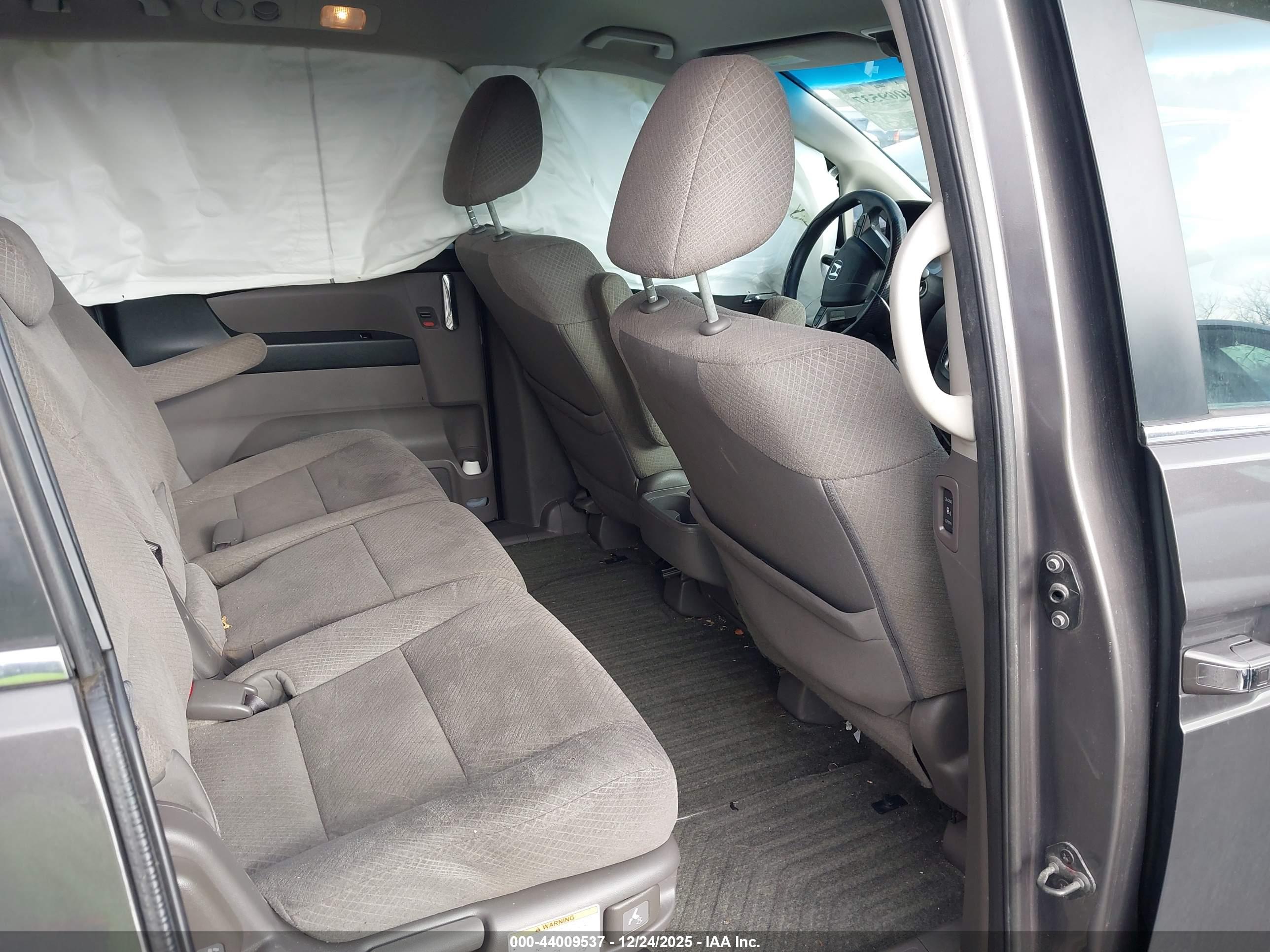 HONDA ODYSSEY image 8