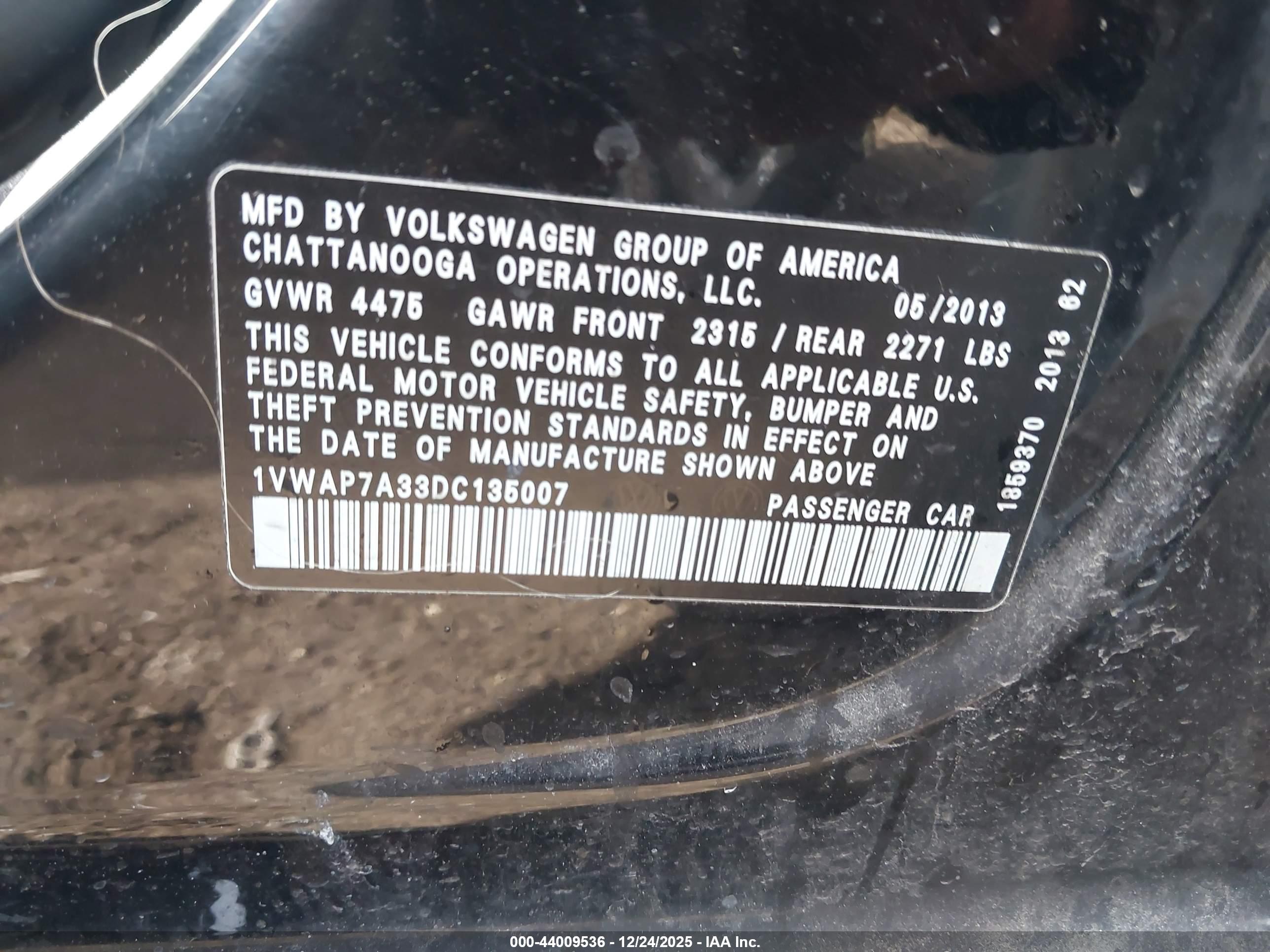 VOLKSWAGEN PASSAT image 9