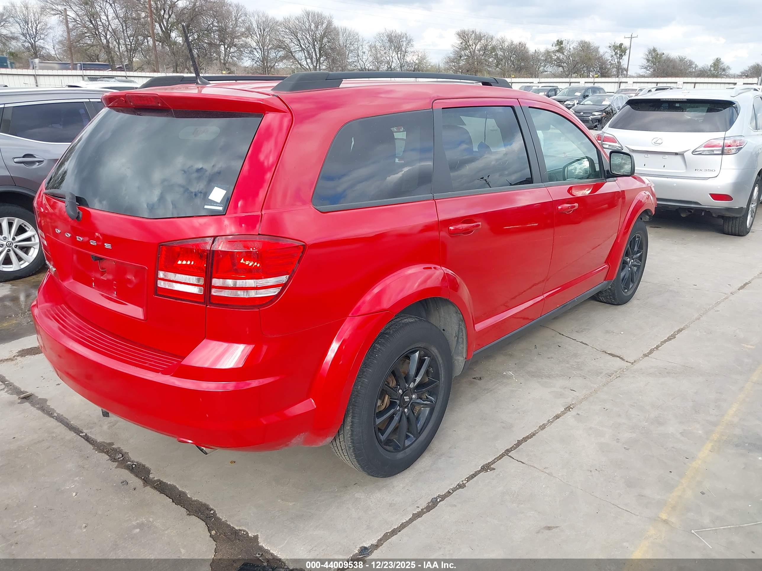 DODGE JOURNEY image 4