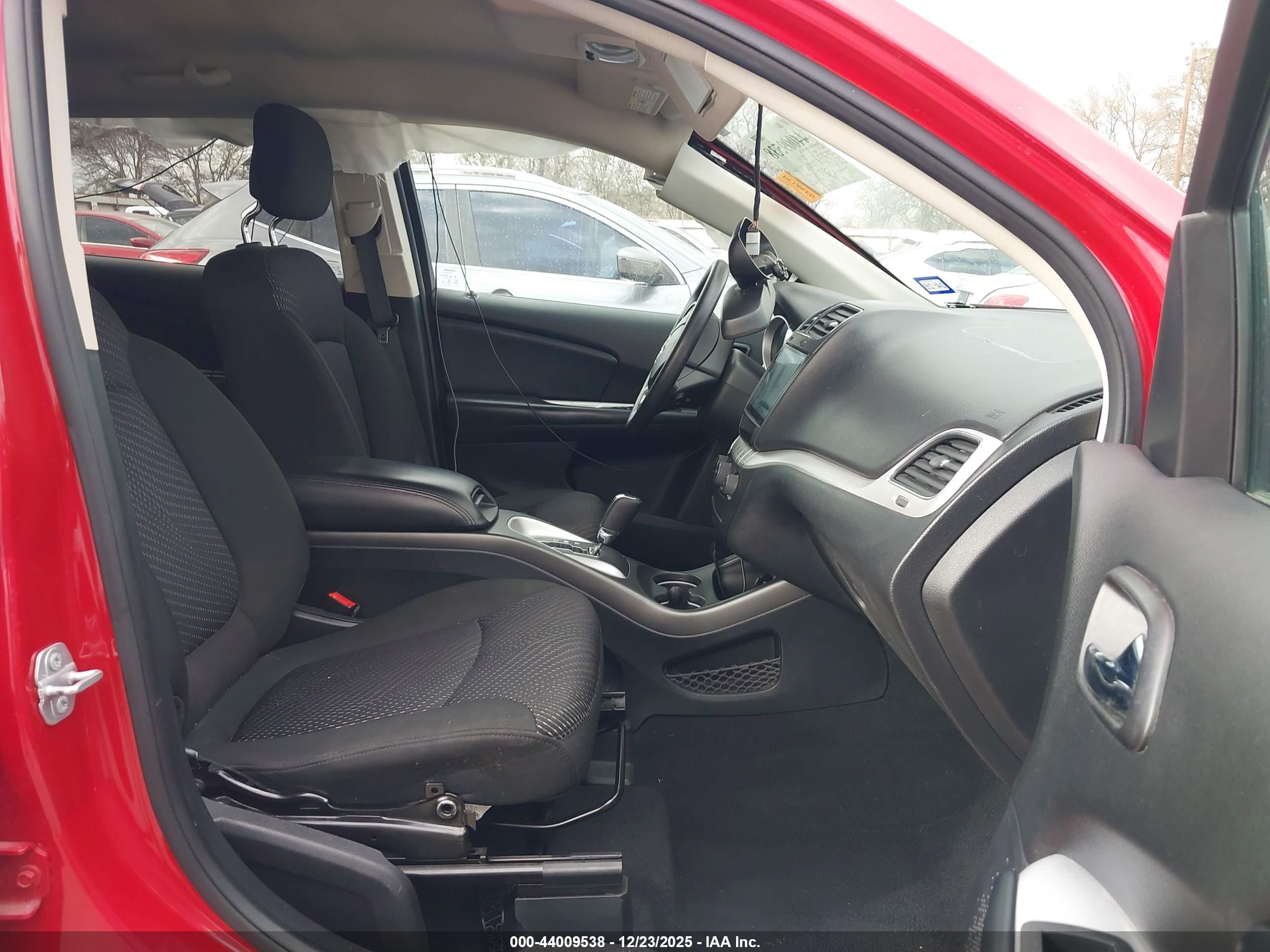 DODGE JOURNEY image 5